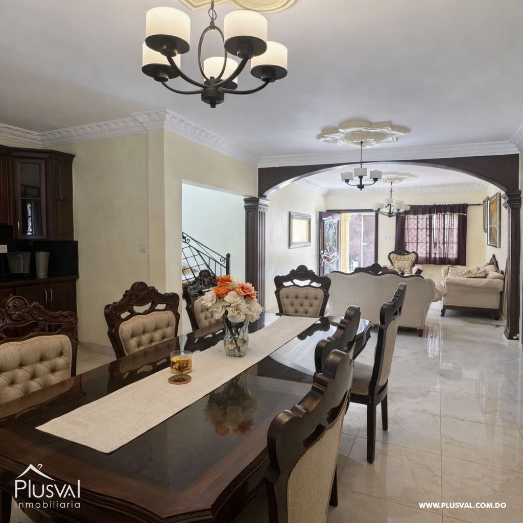 Casa de amplia con Piscina a 3 Minutos del Próximo City Center 498910