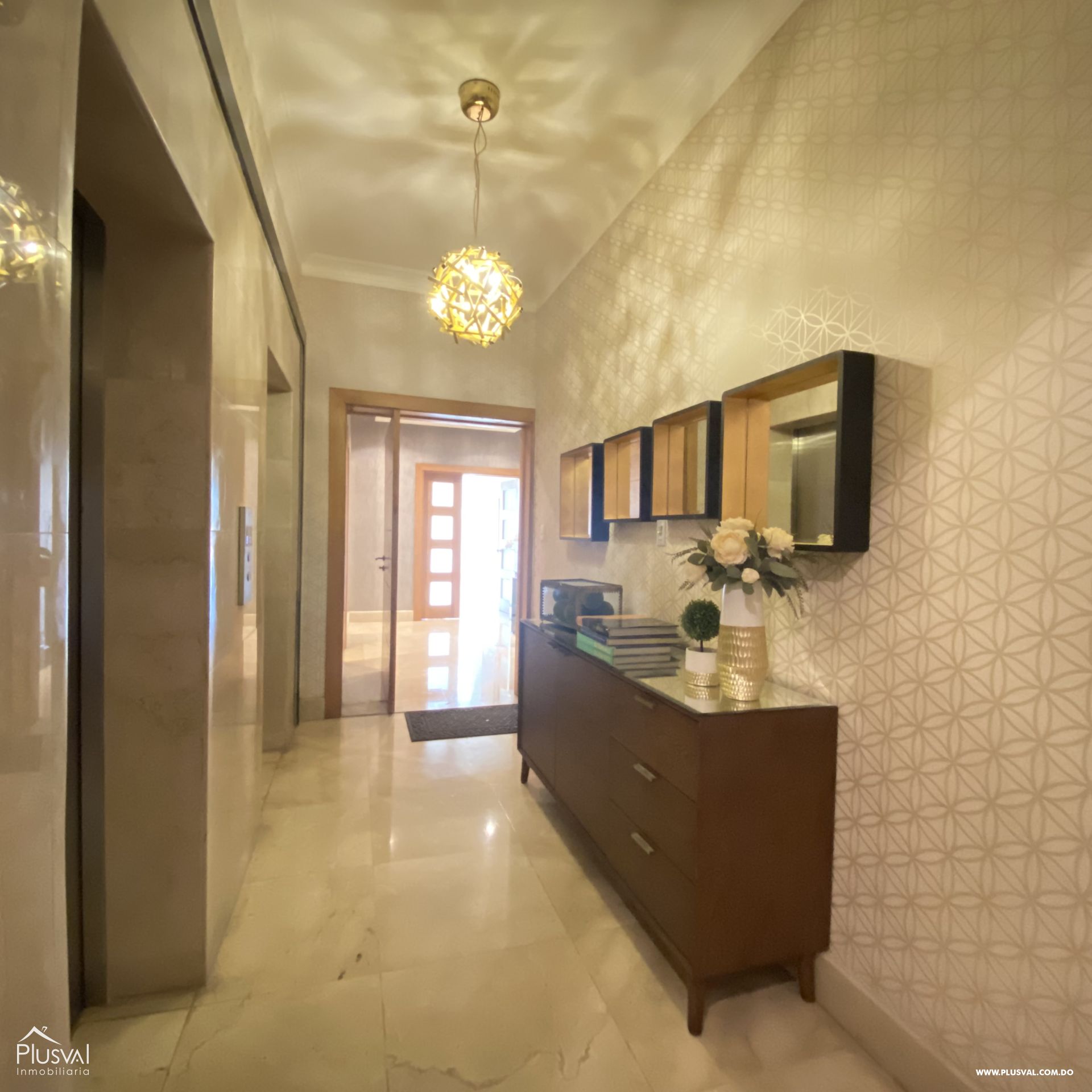 Alquilo Excelente Apartamento en el Corazón  Piantini 430609