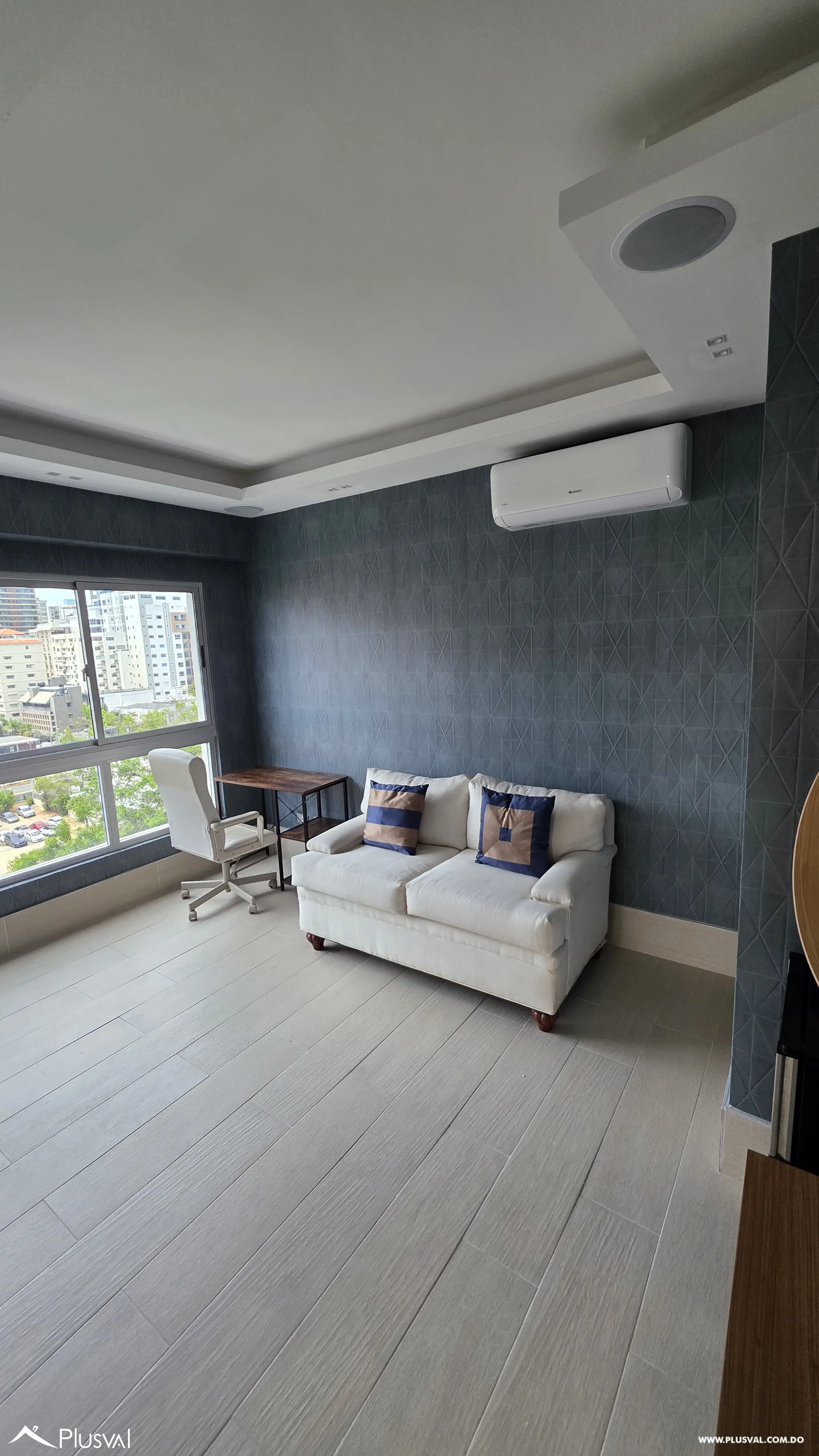 Apartamento en alquiler 3 habitaciones mueblado en Piantini 529841