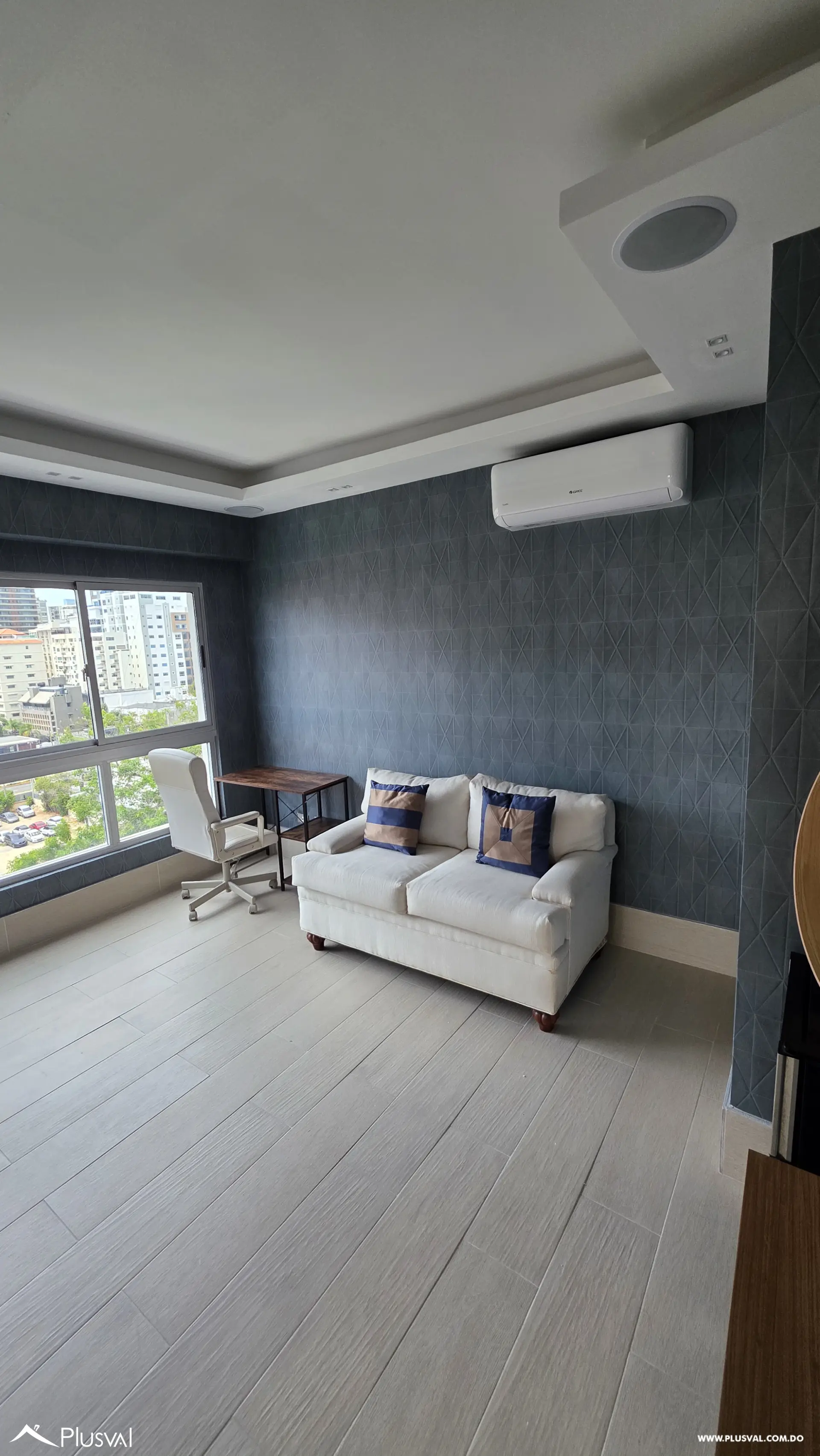 Apartamento en alquiler 3 habitaciones mueblado en Piantini 529841