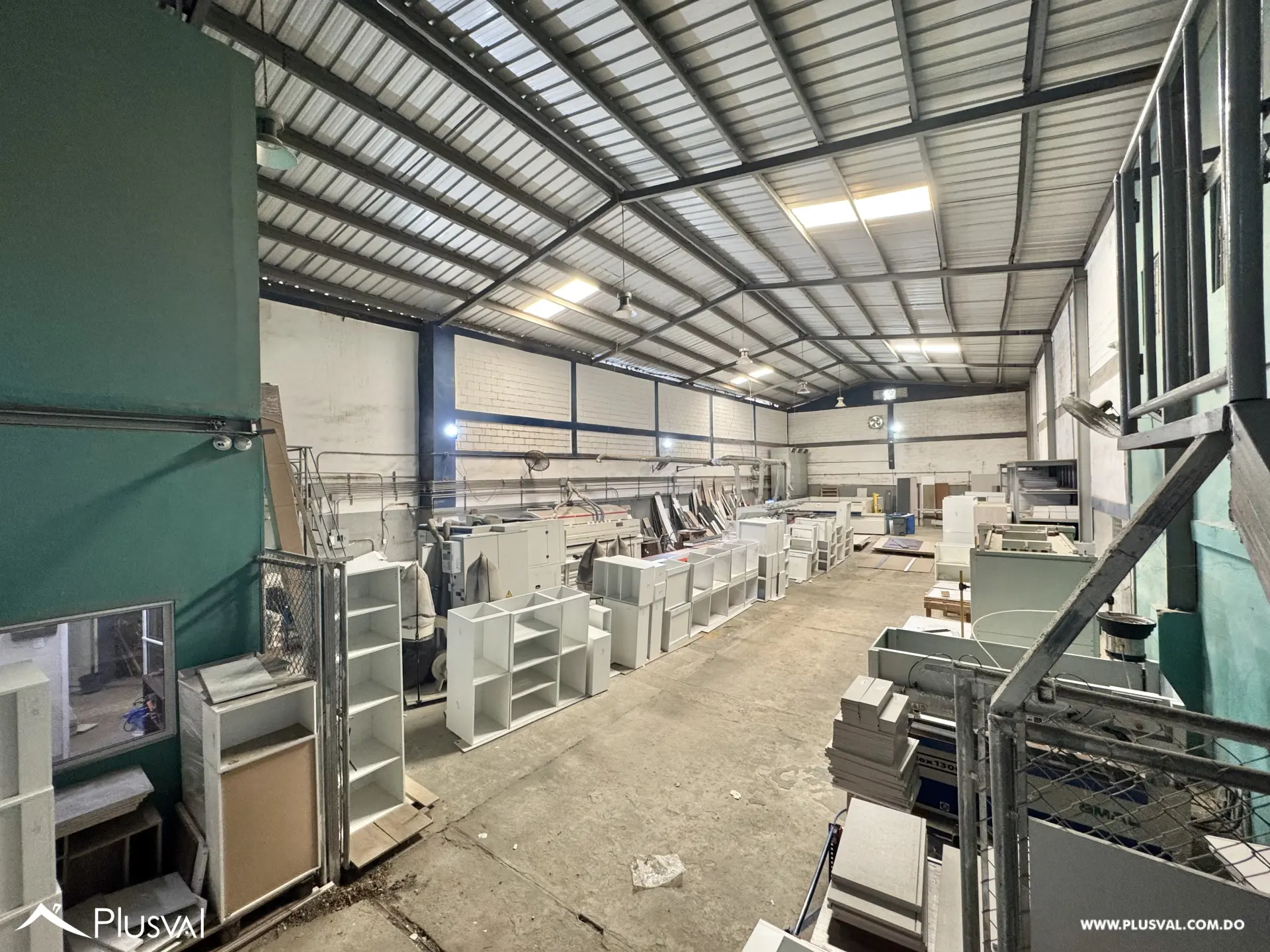 Alquilo Excelente Nave de 800 mt2 en La Zona Industrial de Herrera 482755
