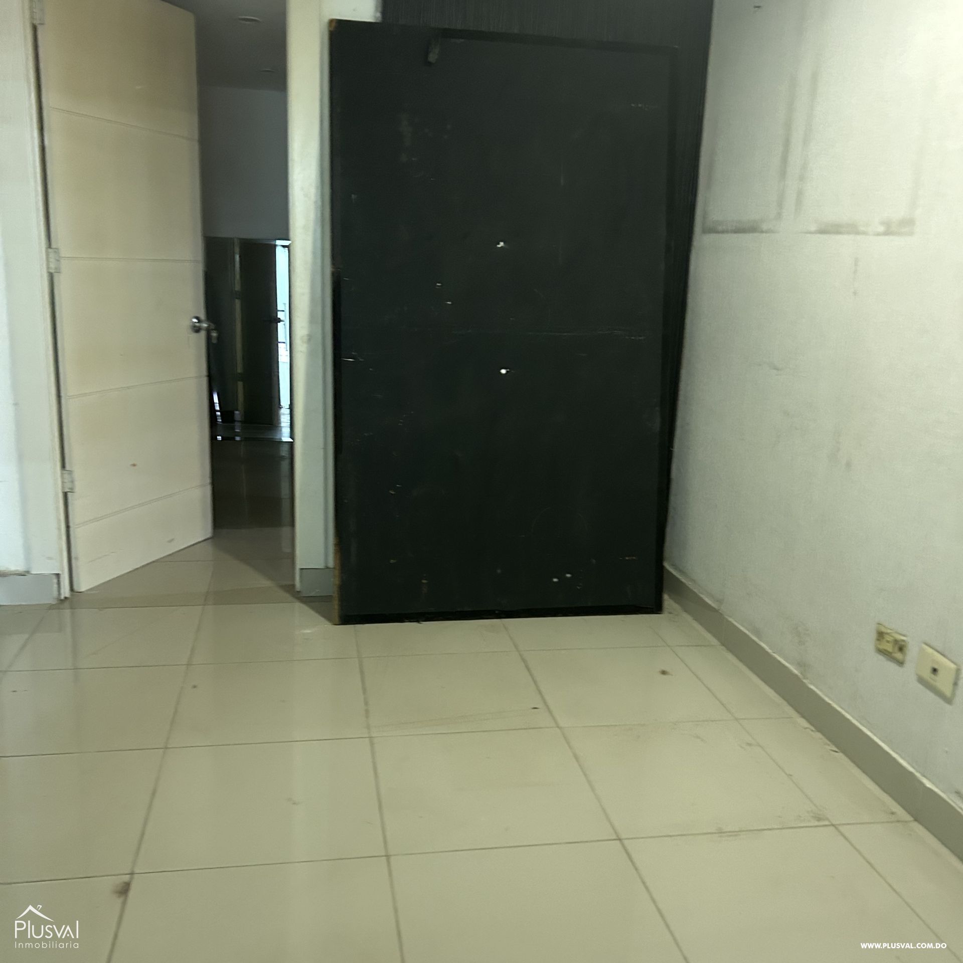 Local Showroom con Nave Comercial en Alquiler 433664
