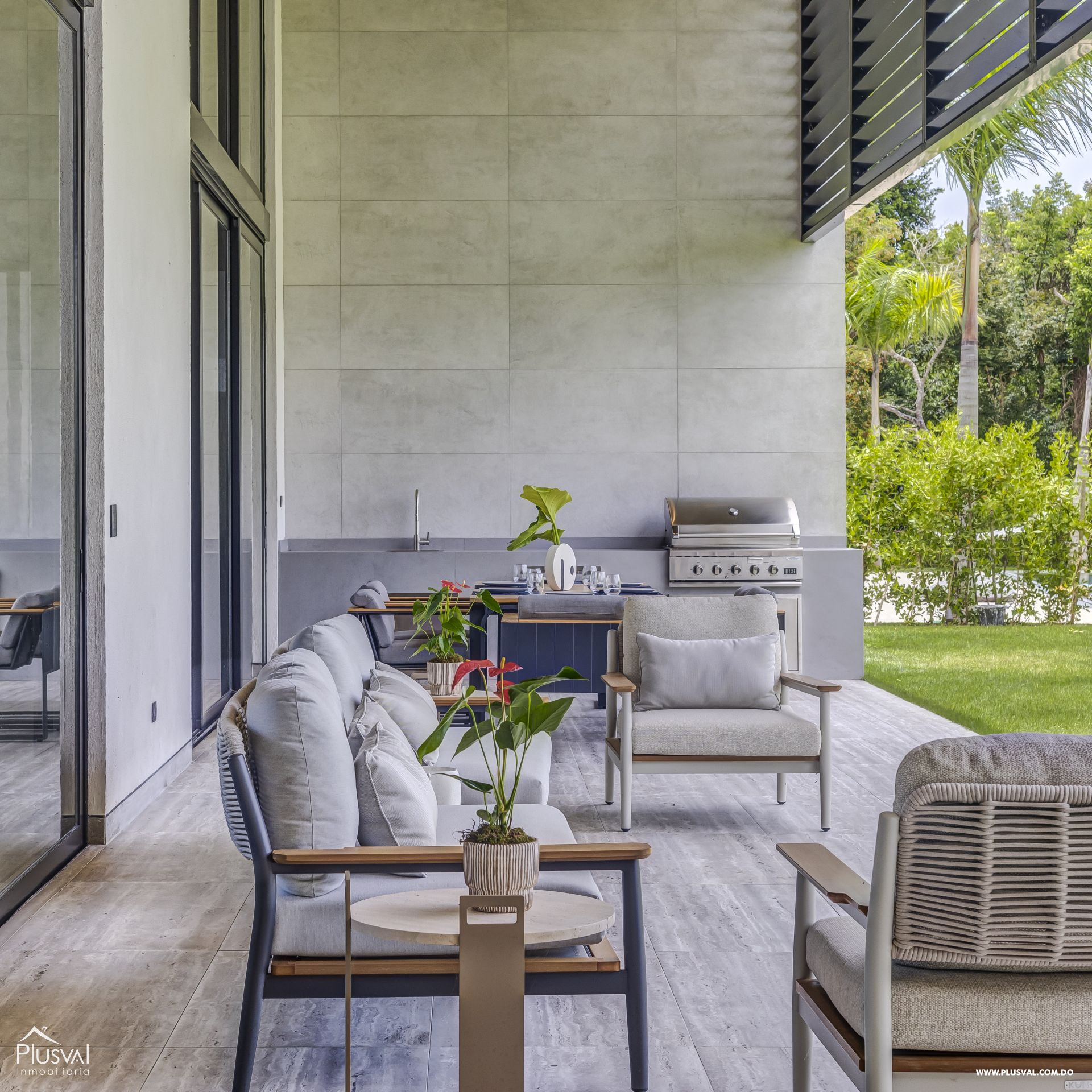 Modern Luxury Villa in Hacienda on sale, Punta Cana Resort. 370649