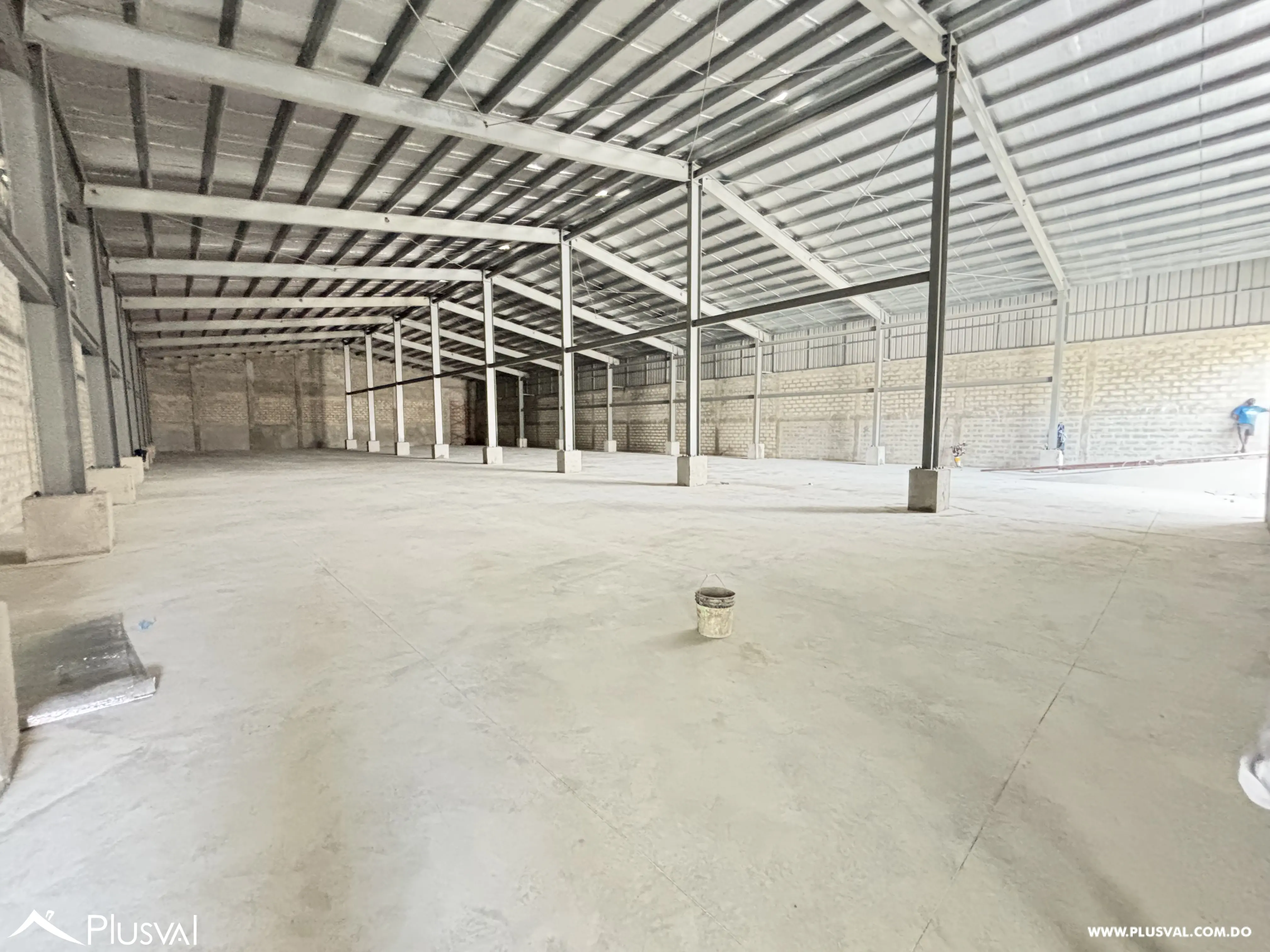 Nave industrial en alquiler con facil acceso en Hato Nuevo 522272