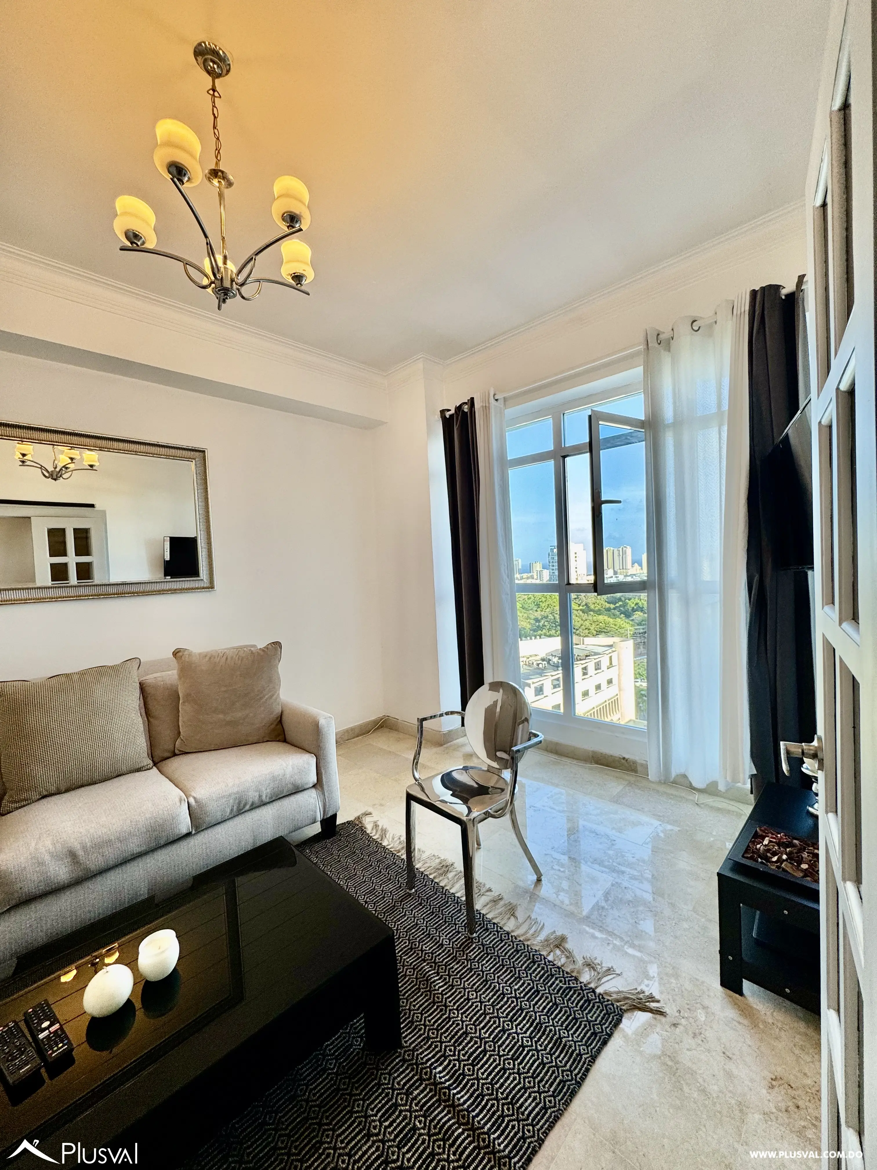 Alquilo Amplio y Maravilloso Apto. en una de las Zonas mas Exclusivas de La Esperilla 490517