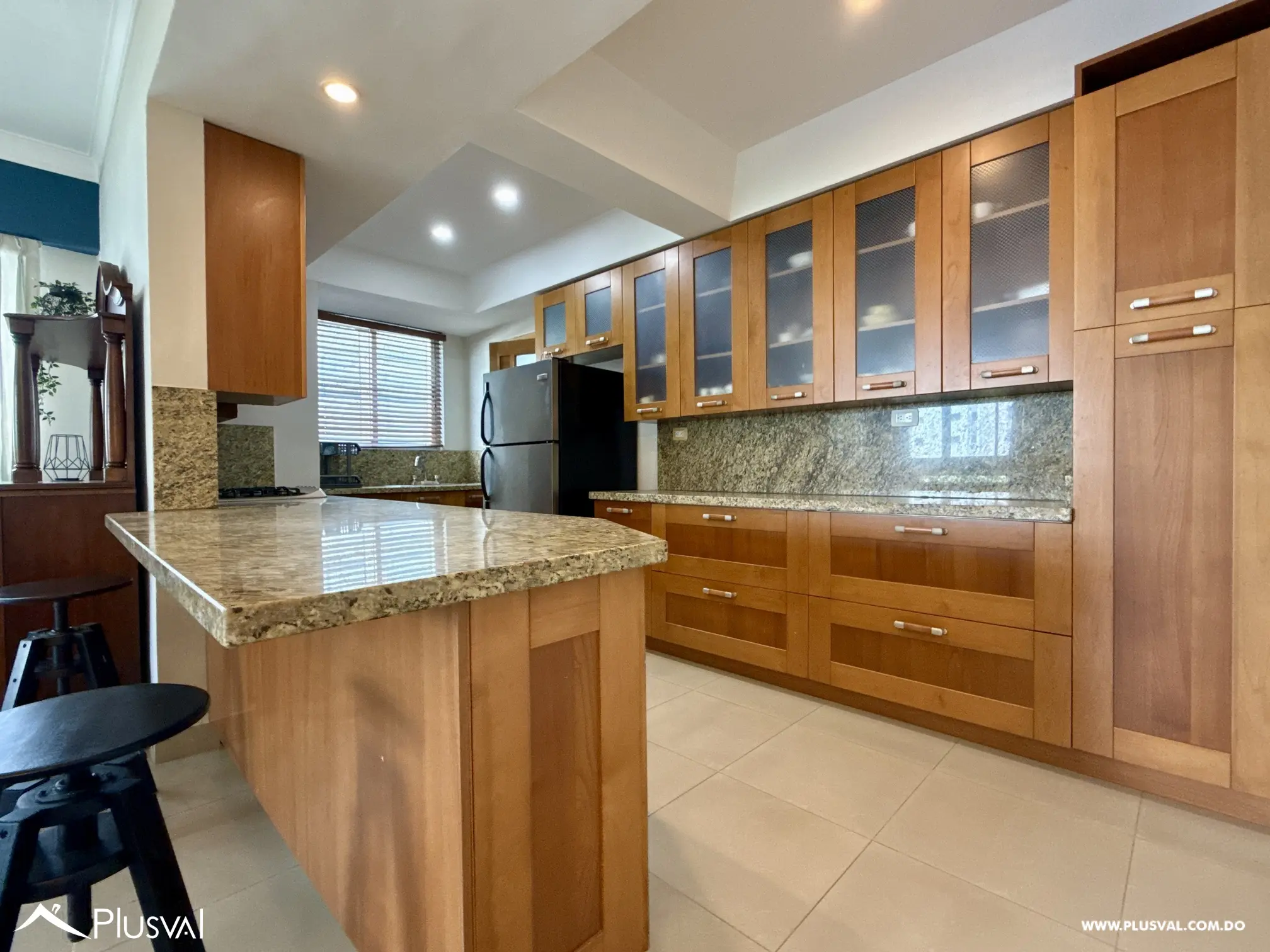 Amplio Apartamento Clásico en Naco, 2 Habs, 2 Parqueos y Área social con piscina 503436