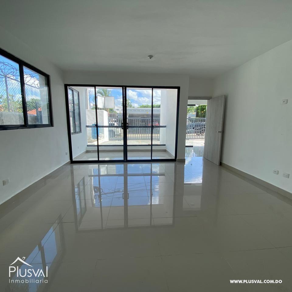 Apartamento con vista a la montaña, con acceso a diferentes rutas de transporte. 370906