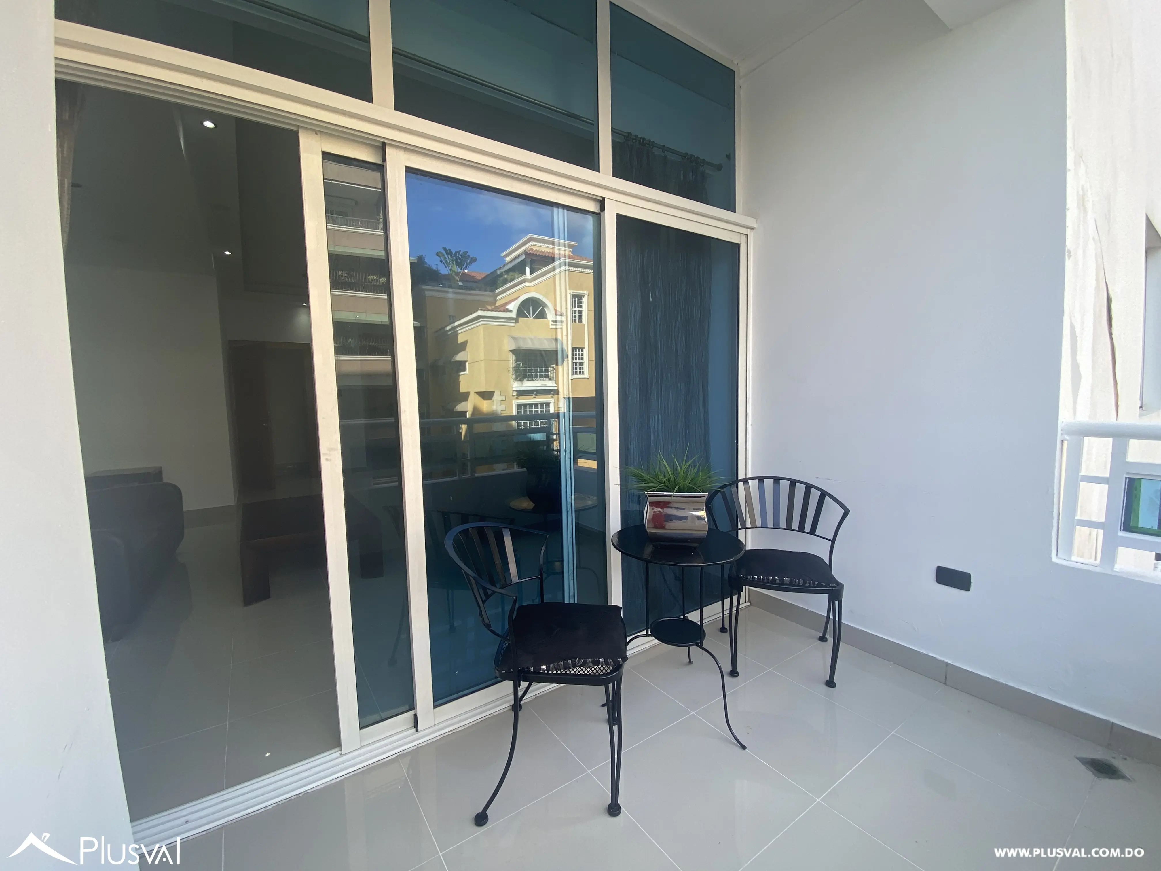 Alquilo Maravilloso y  Amplio  Apto en Bella Vista 453650