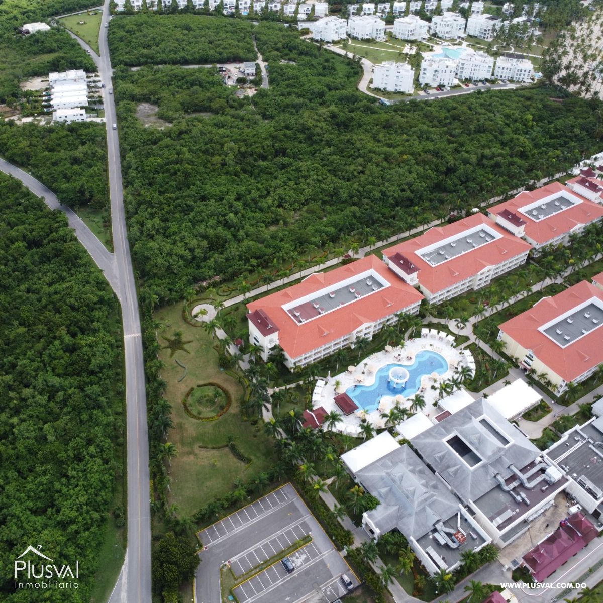 Solares en Venta en Playa Nueva Romana con Campo de Golf y Playa Privada 303066