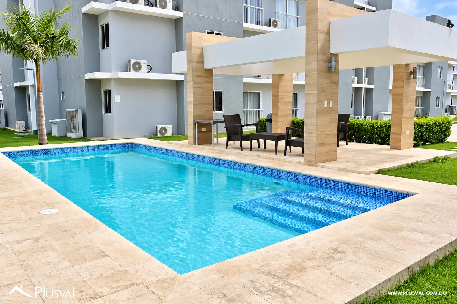 Se vende Apartamento en Pueblo Bavaro amueblado 526680