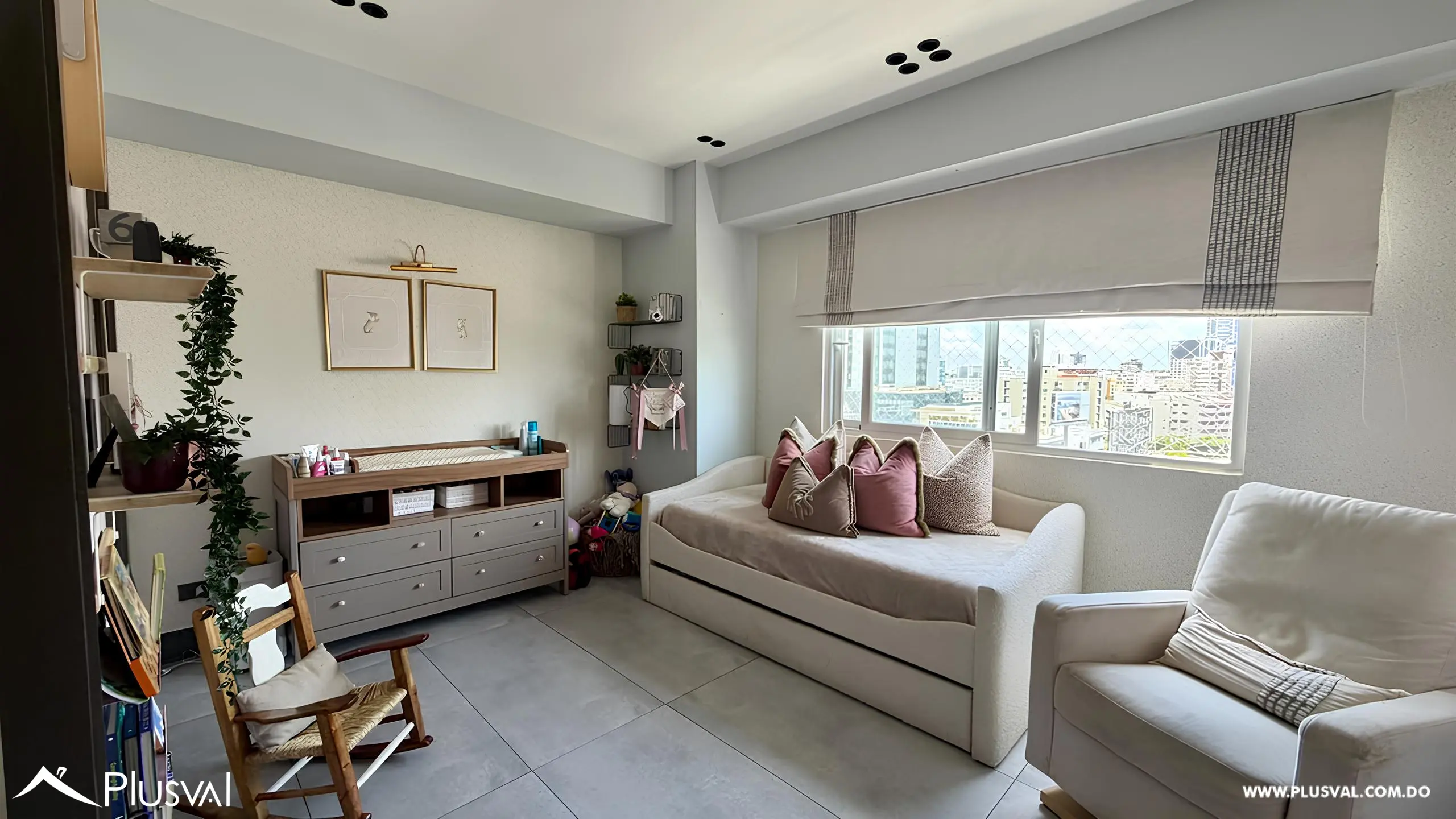 Apartamento en venta ubicado en Piantini. 517366