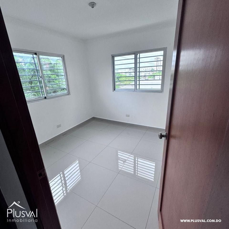 Apartamento amplio en un residencial cerrado y áreas paras niños. 381871