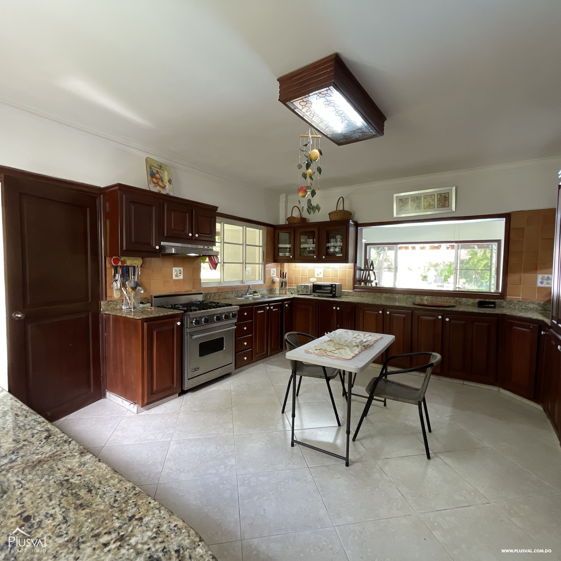Villa Amueblada en Metro Country Club 219684