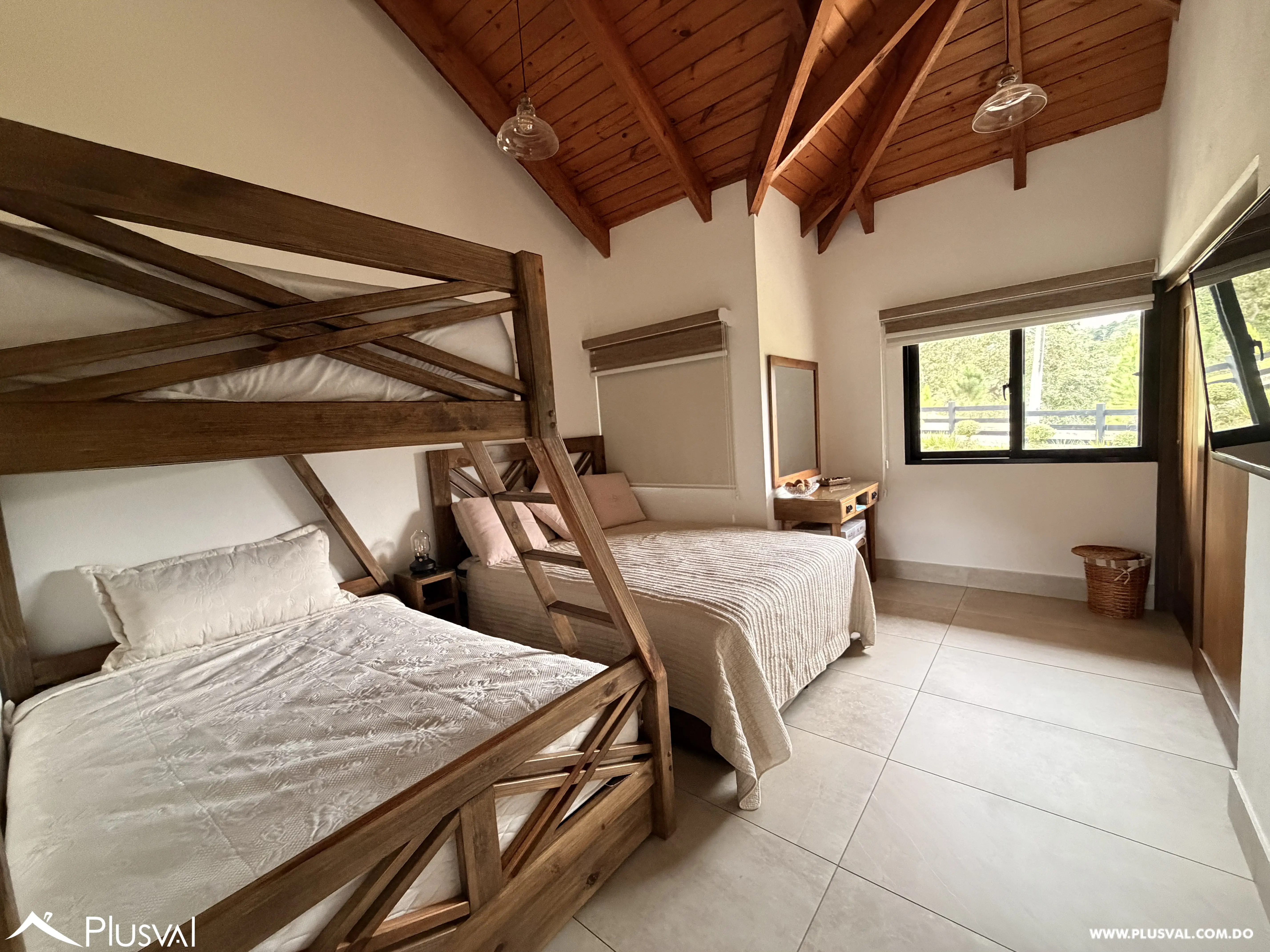 Impresionante Villa Vacacional con Gran Terreno en Jarabacoa 492323