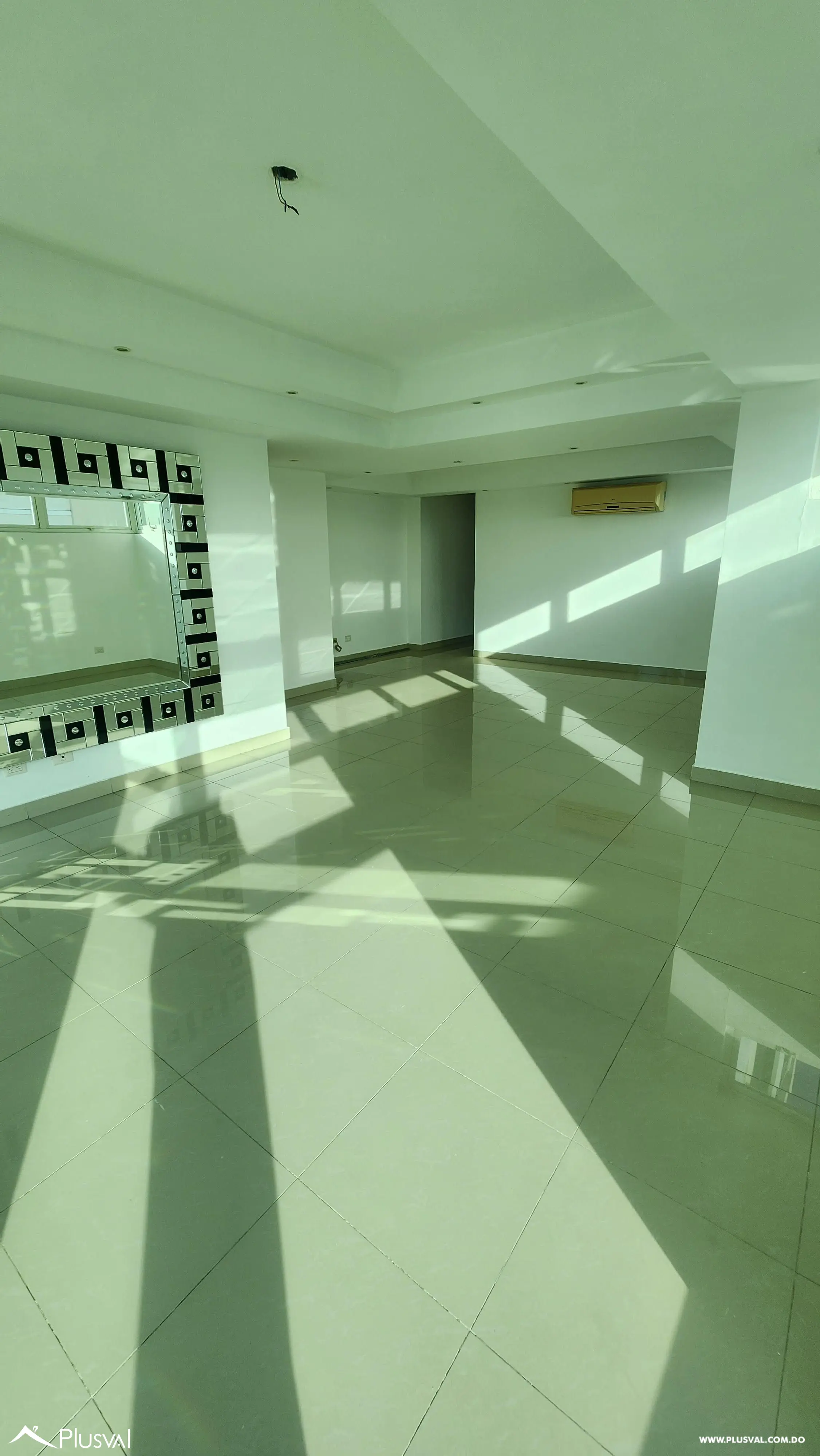 Apartamento en venta, de 3 habitaciones en el  Ens. Paraíso. 507111