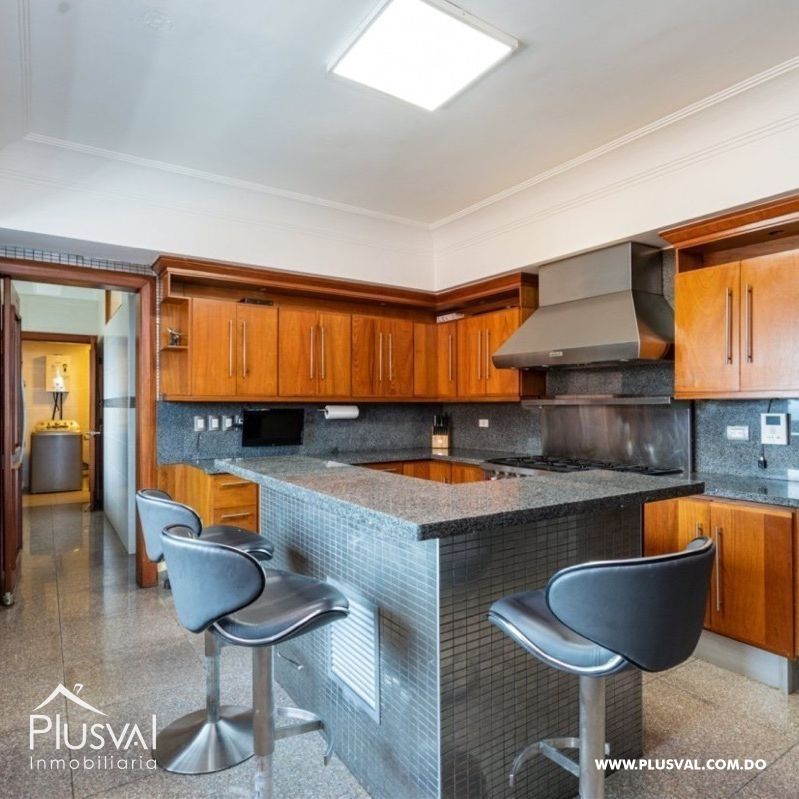 Hermoso apartamento en Los Cacicazgos con vista al Mar 303611