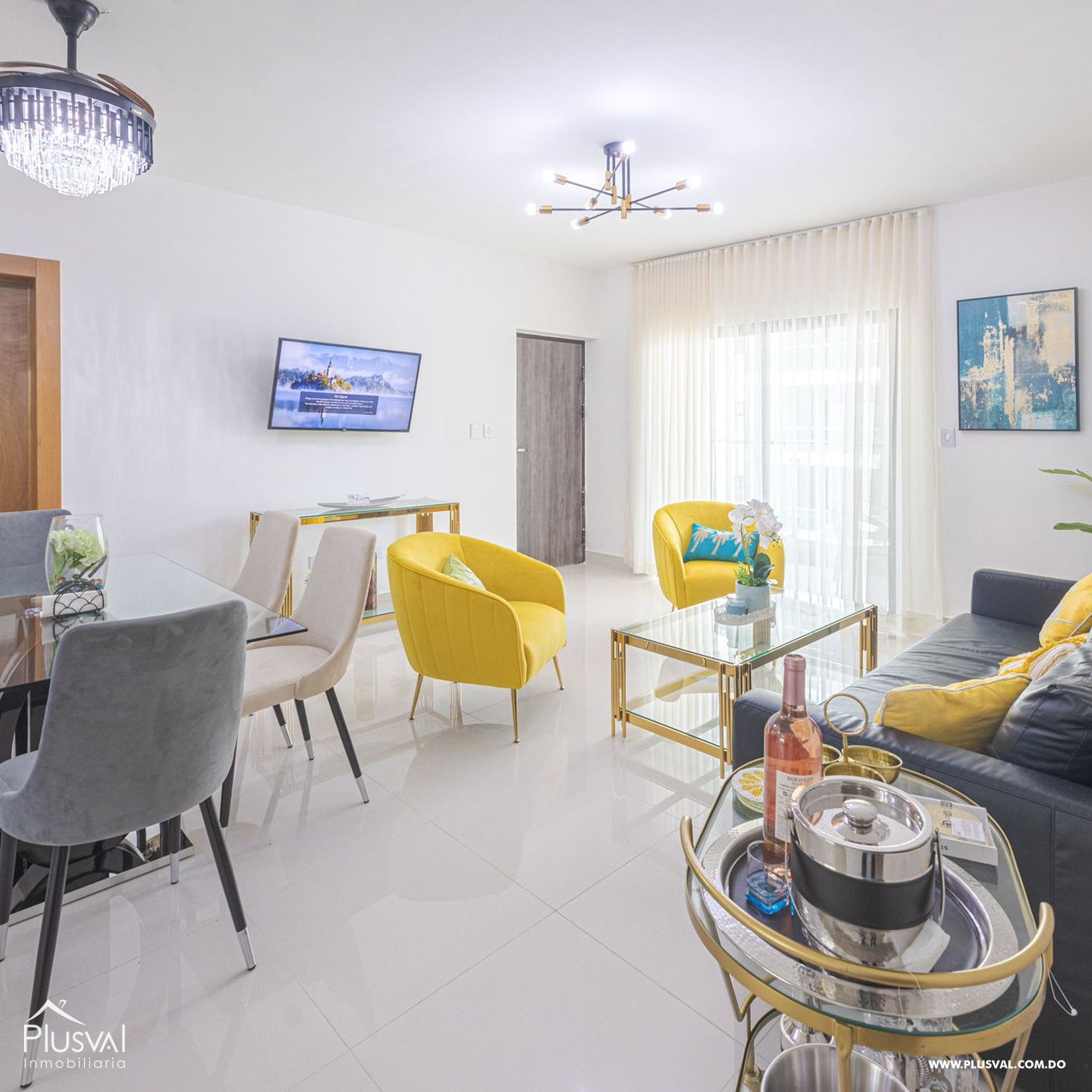 Exclusivo Apartamento Amueblado de 3 Habitaciones 245019
