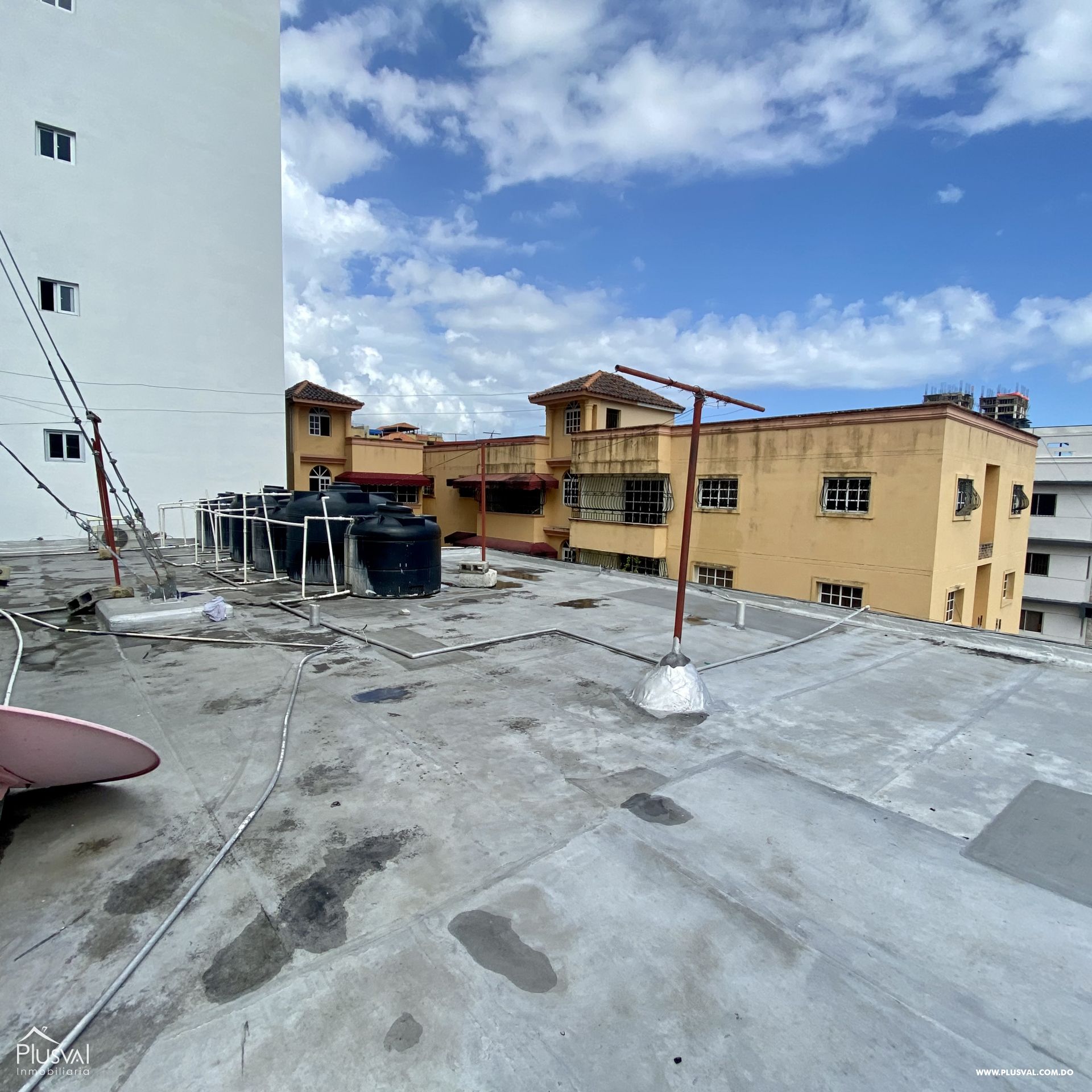 VENTA Edificio Comercial / Residencial bien ubicado en Alma Rosa I. 227876