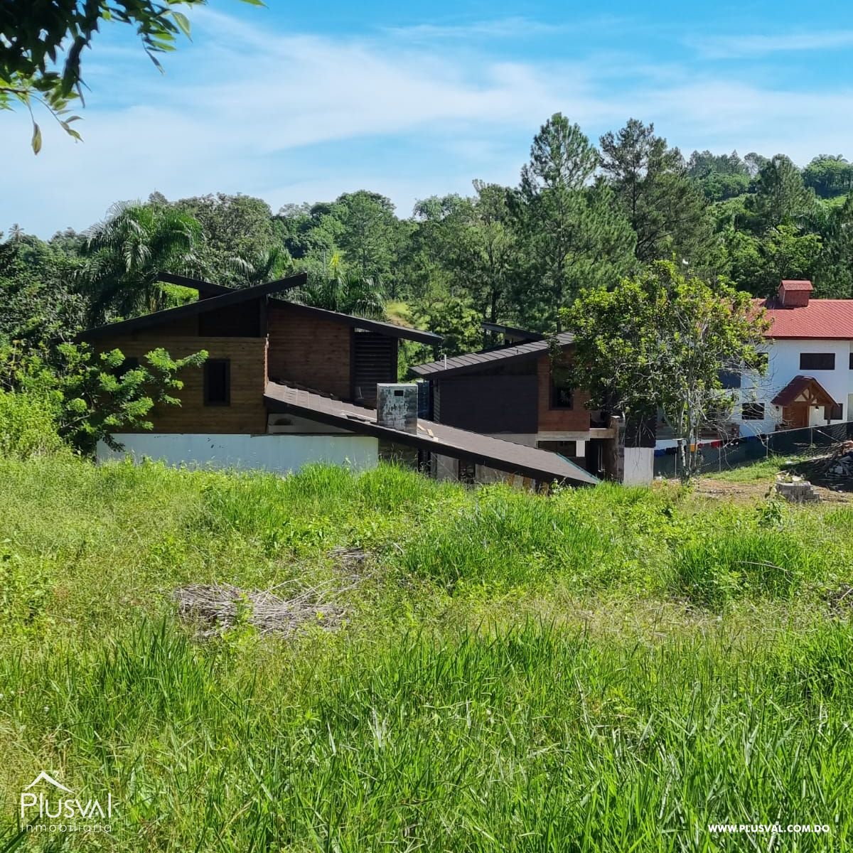 Villa en Venta en Jarabacoa, Residencial Cerrado (Founders) 244847