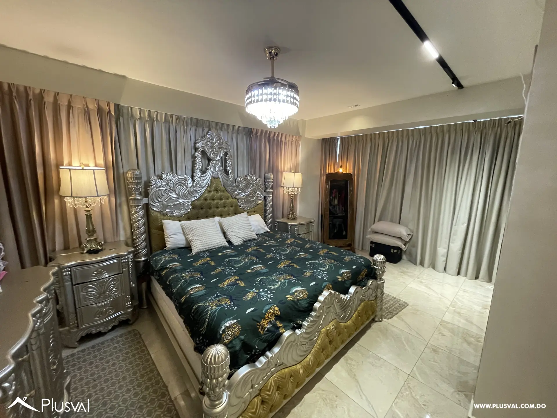 Apartamento en venta 3Hab · Dos Cocinas caliente y fría· 3 Parqueos · SDE 508613