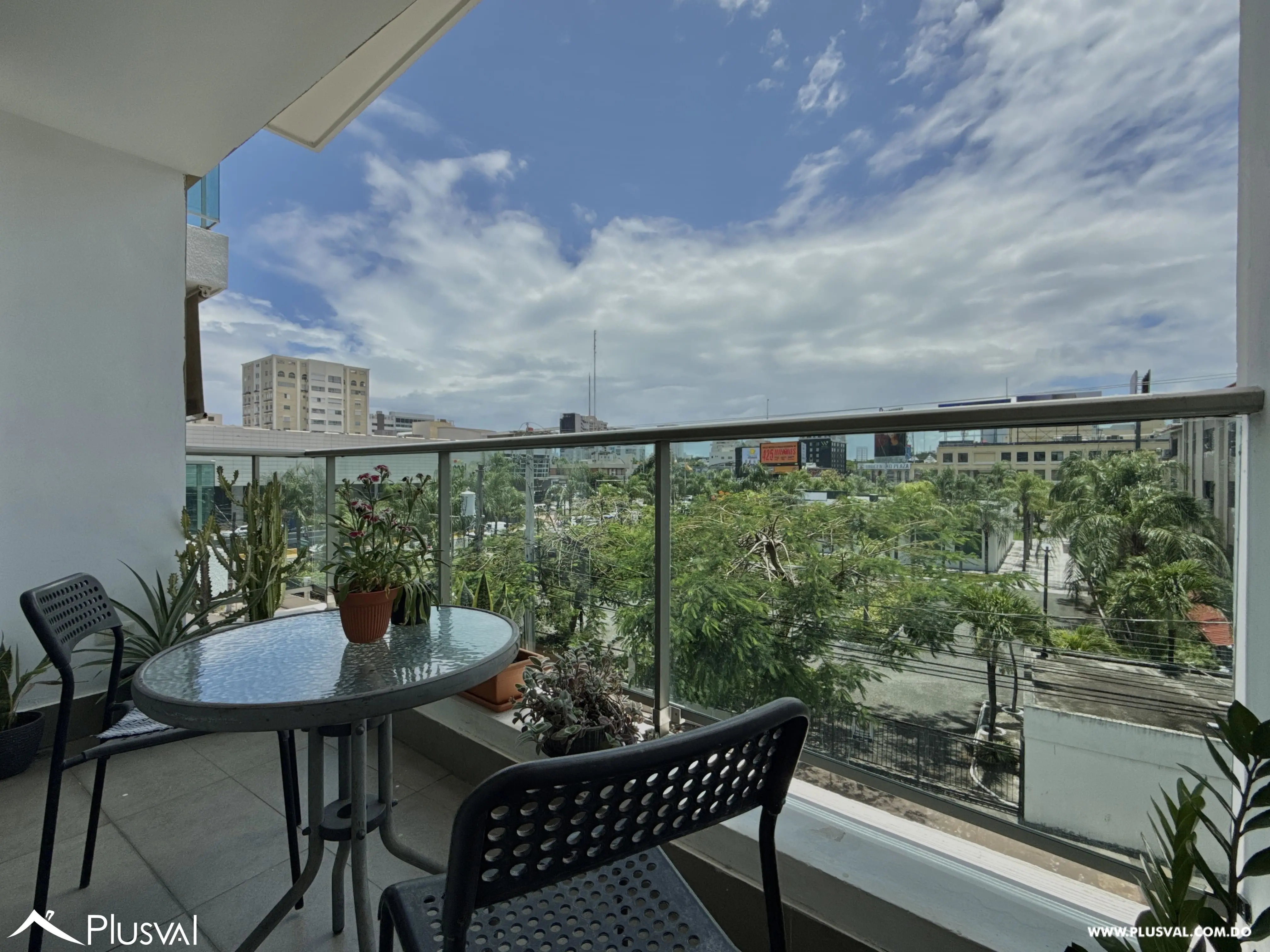 Apartamento amueblado en Naco con amenidades premium por solo US$950 506458