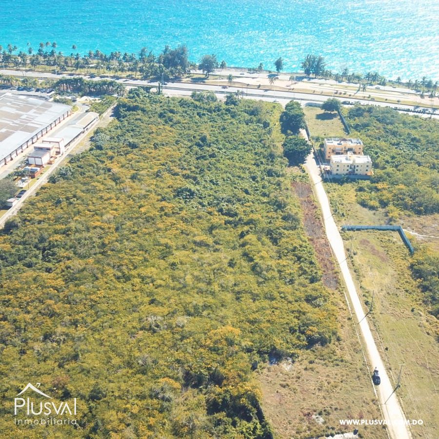 Venta de Solar en La Marginal De Las Americas 255513