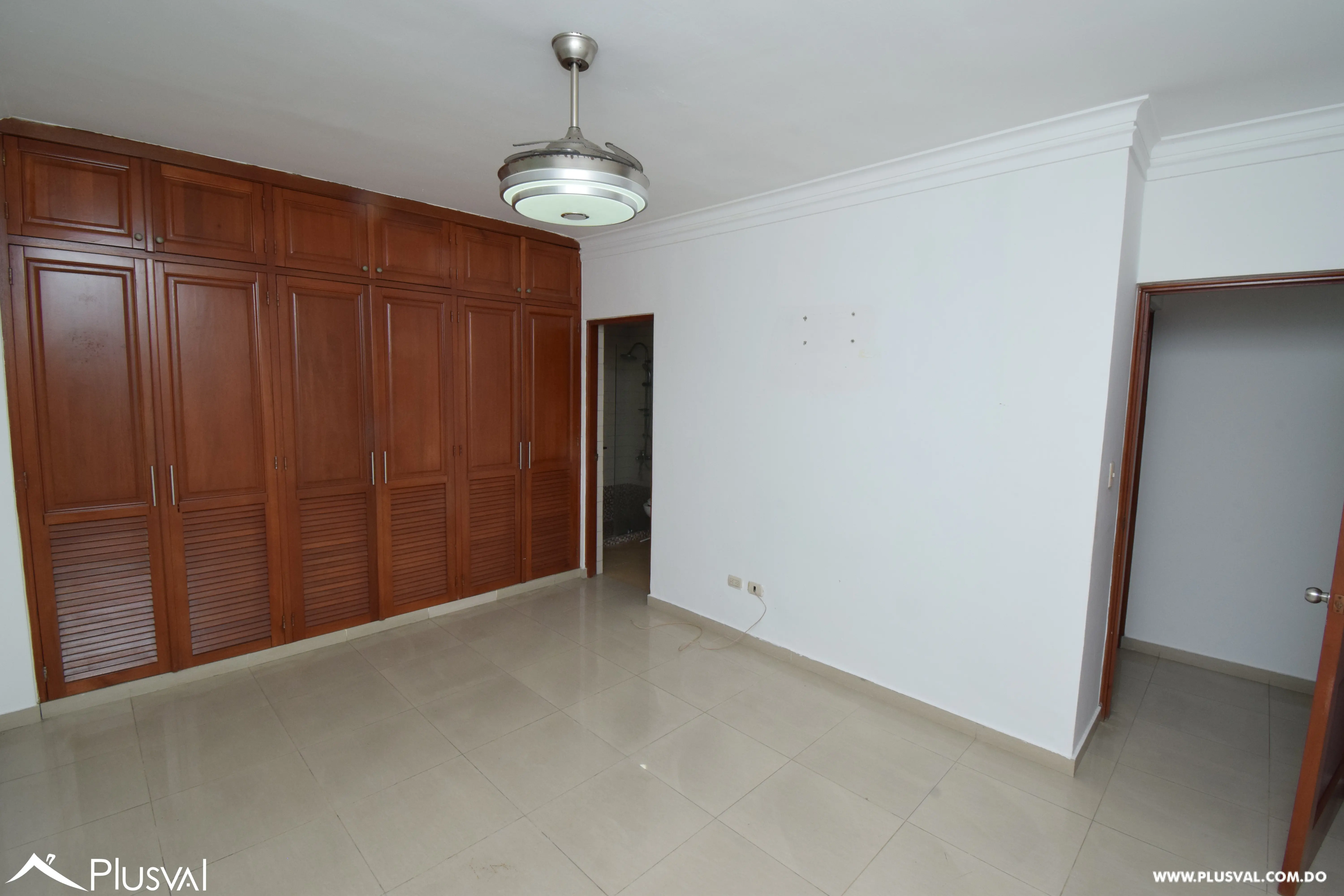 Apartamento en alquiler vacio en Torre Amelia en Gazcue 472185