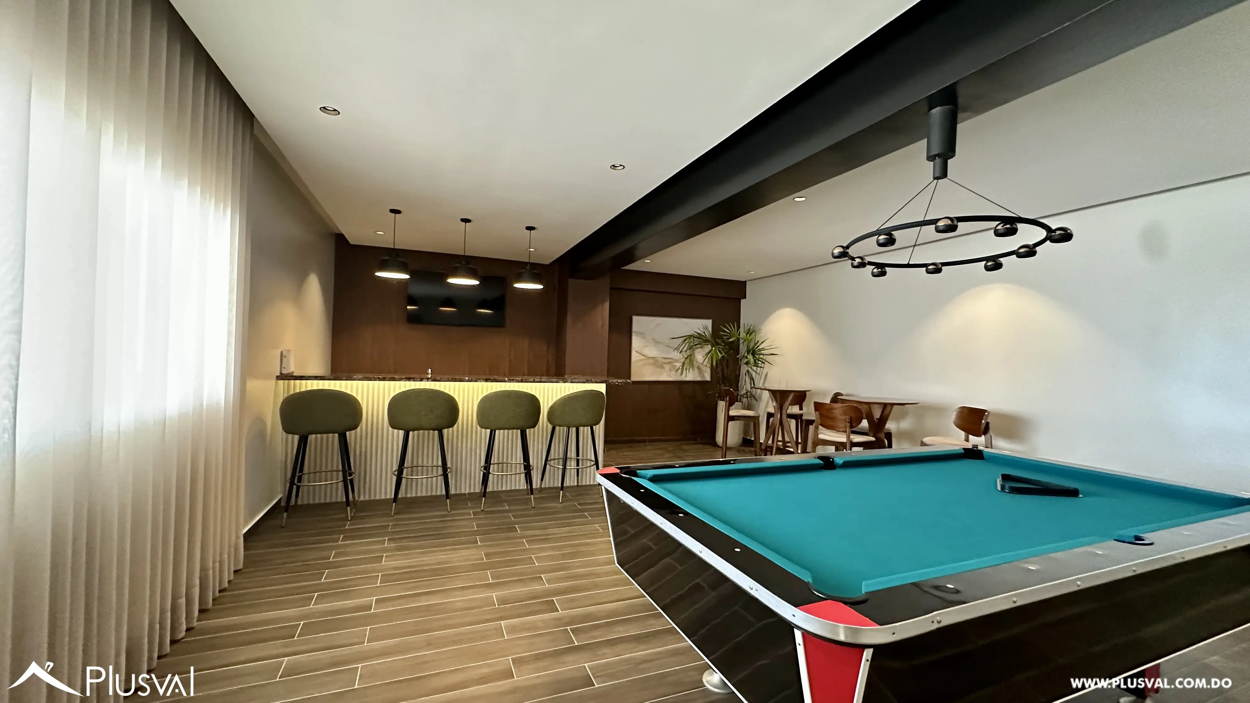 Apartamento en alquiler en Evaristo Morales 511900