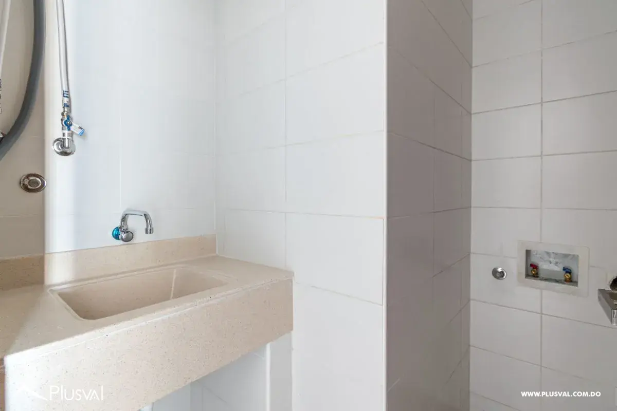 Se Alquila apartamento de piso alto en Piantini 458079