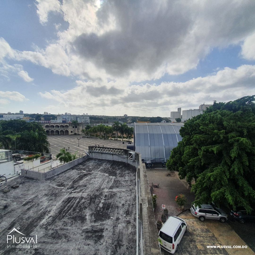 Edificio en venta en la Zona Colonial de 4 niveles 223539