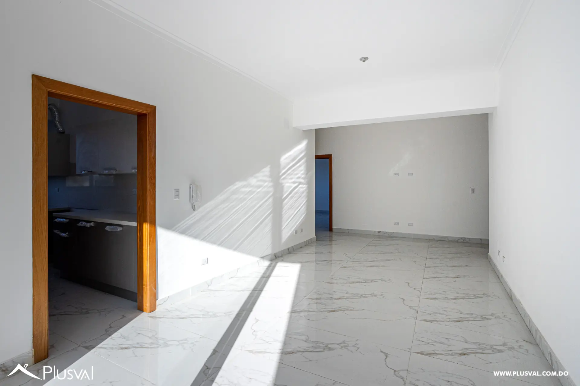 Vive en Los Cacicazgos: Apartamento de 2 Habitaciones con Área Social y 2 Parqueos 480774