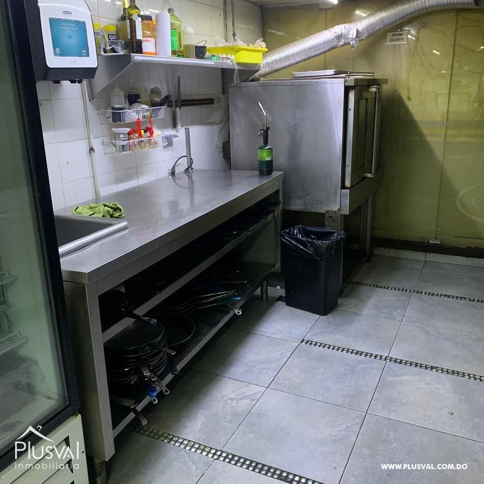 Vendo Traspaso de Restaurant en la Mejor Zona de la Ciudad entre Naco y Piantini 436608