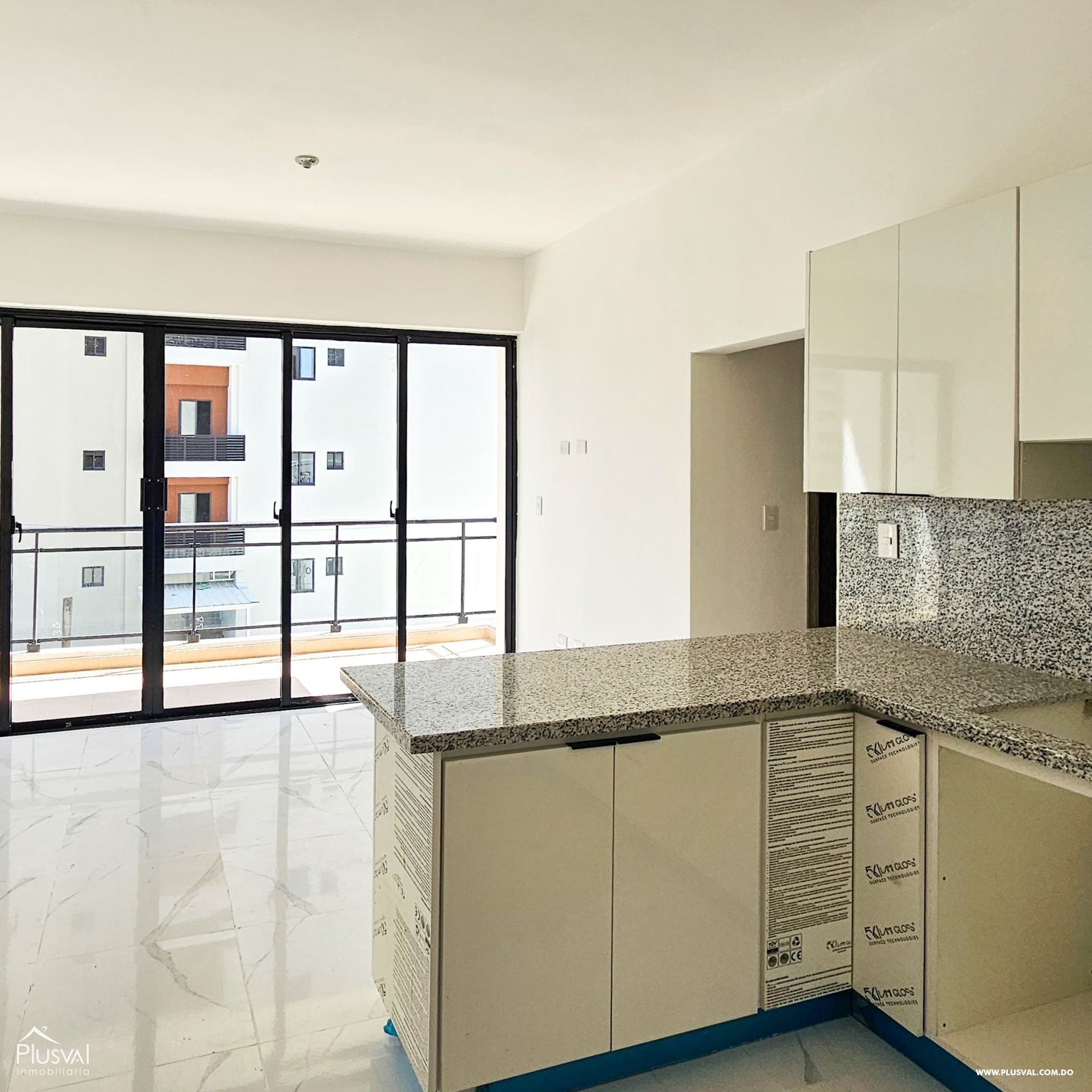 Apartamento en alquiler en estrategica ubicación en Naco 389662