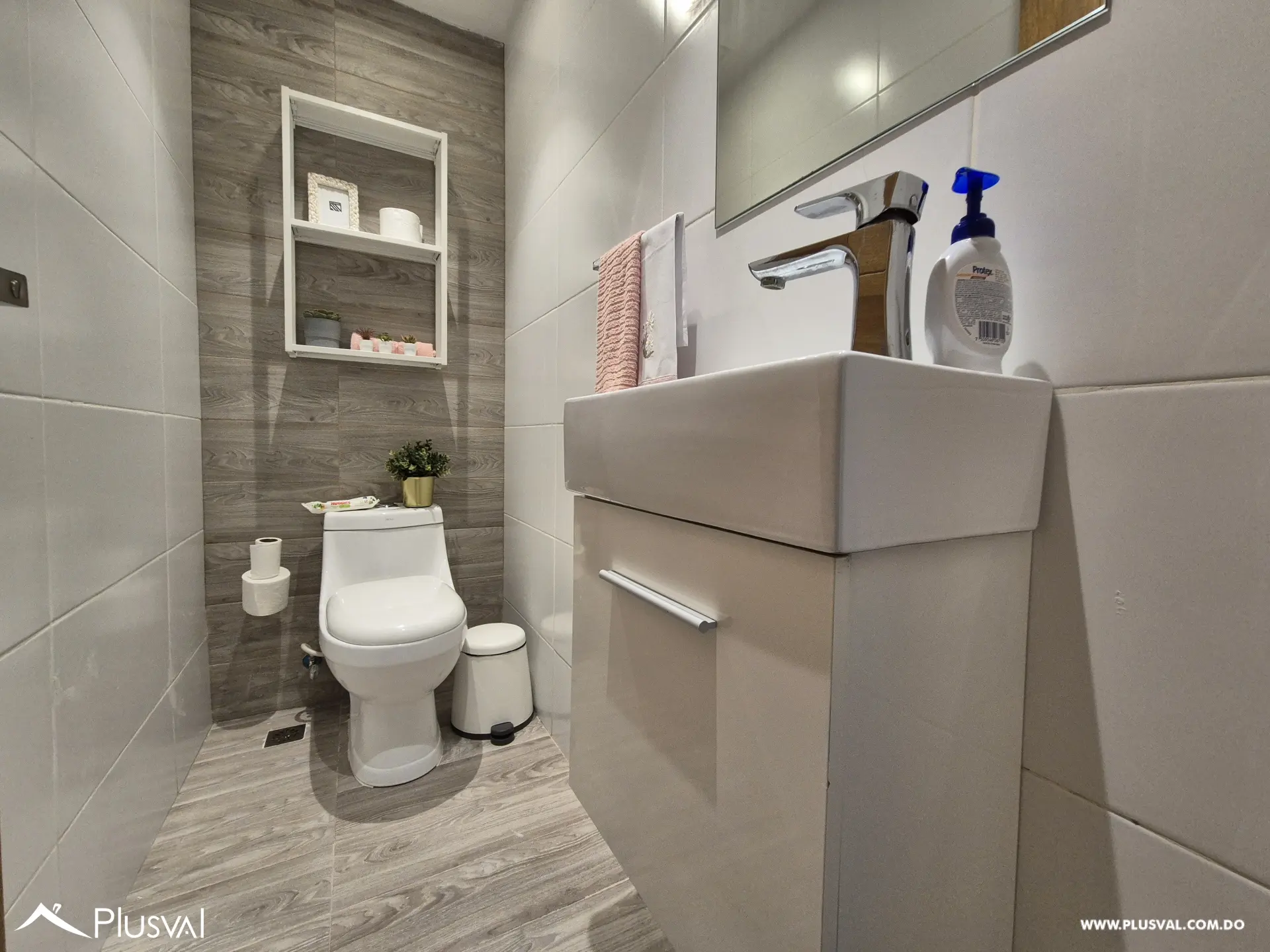 Apartamento en alquiler amueblado en Evaristo Morales 470321