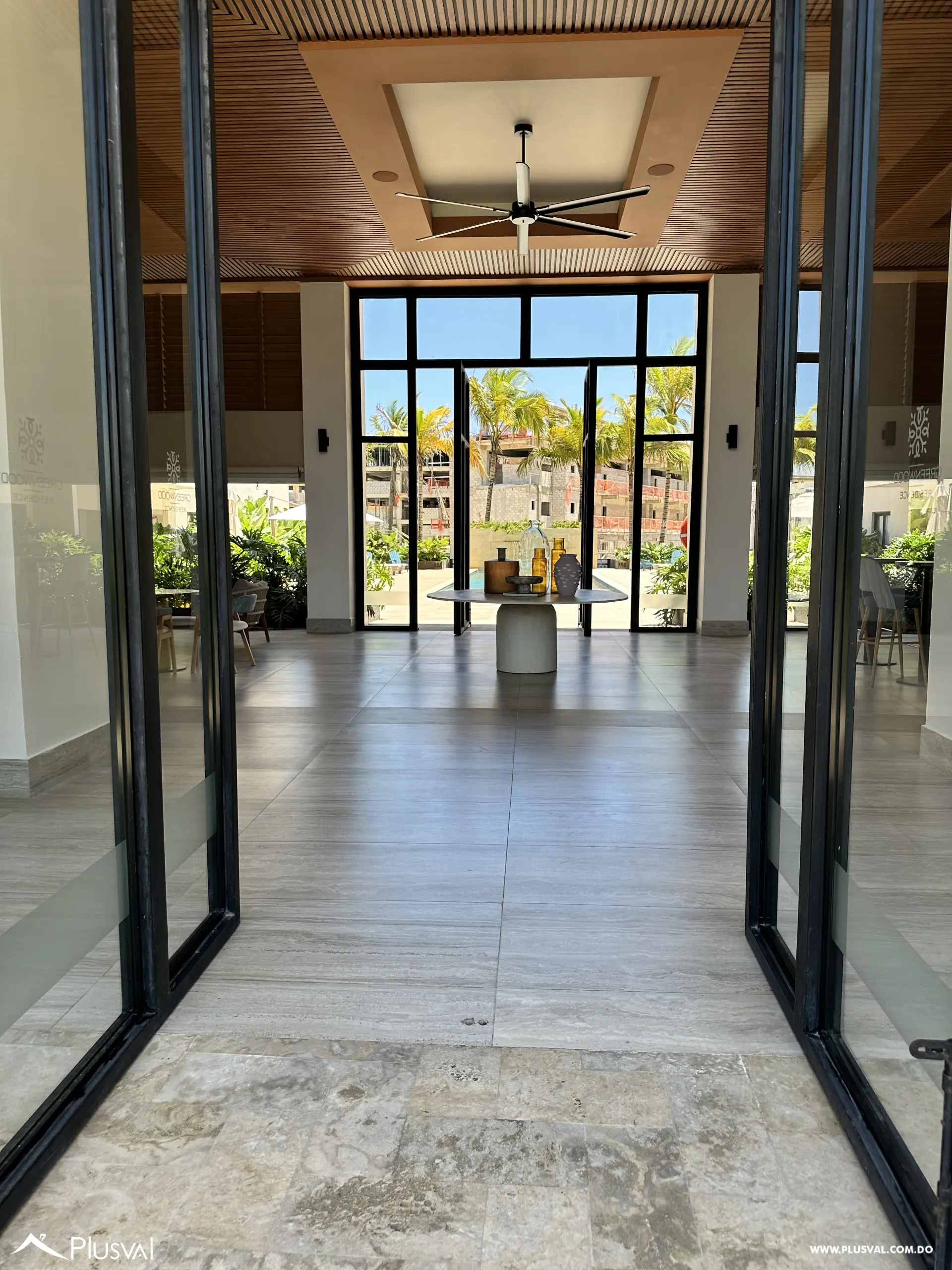 Se renta apartamento amueblado de 1 habitación en Cap Cana 525977
