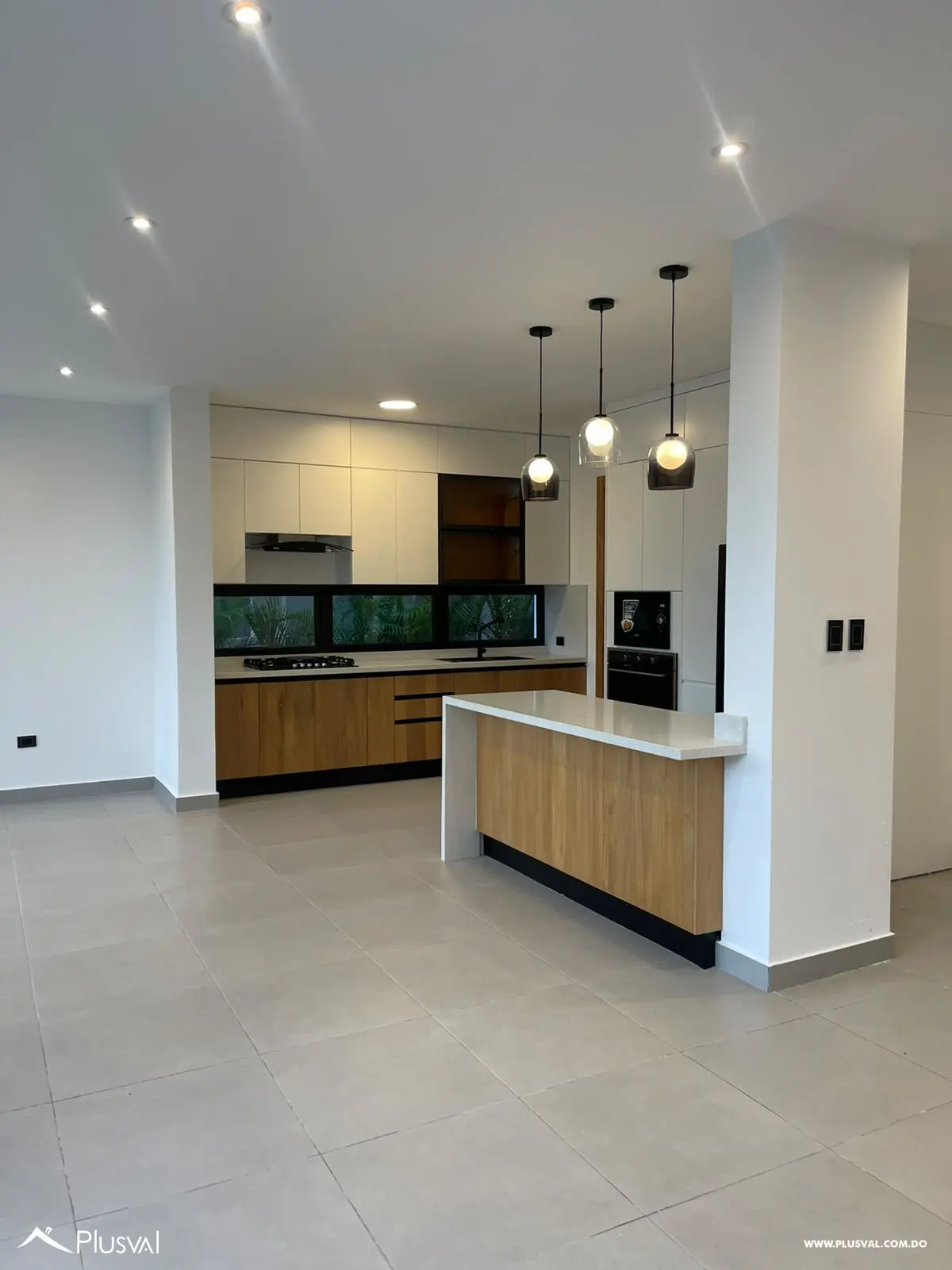 Villa moderna con Piscina Privada , terraza techada y jardín tropical 522005