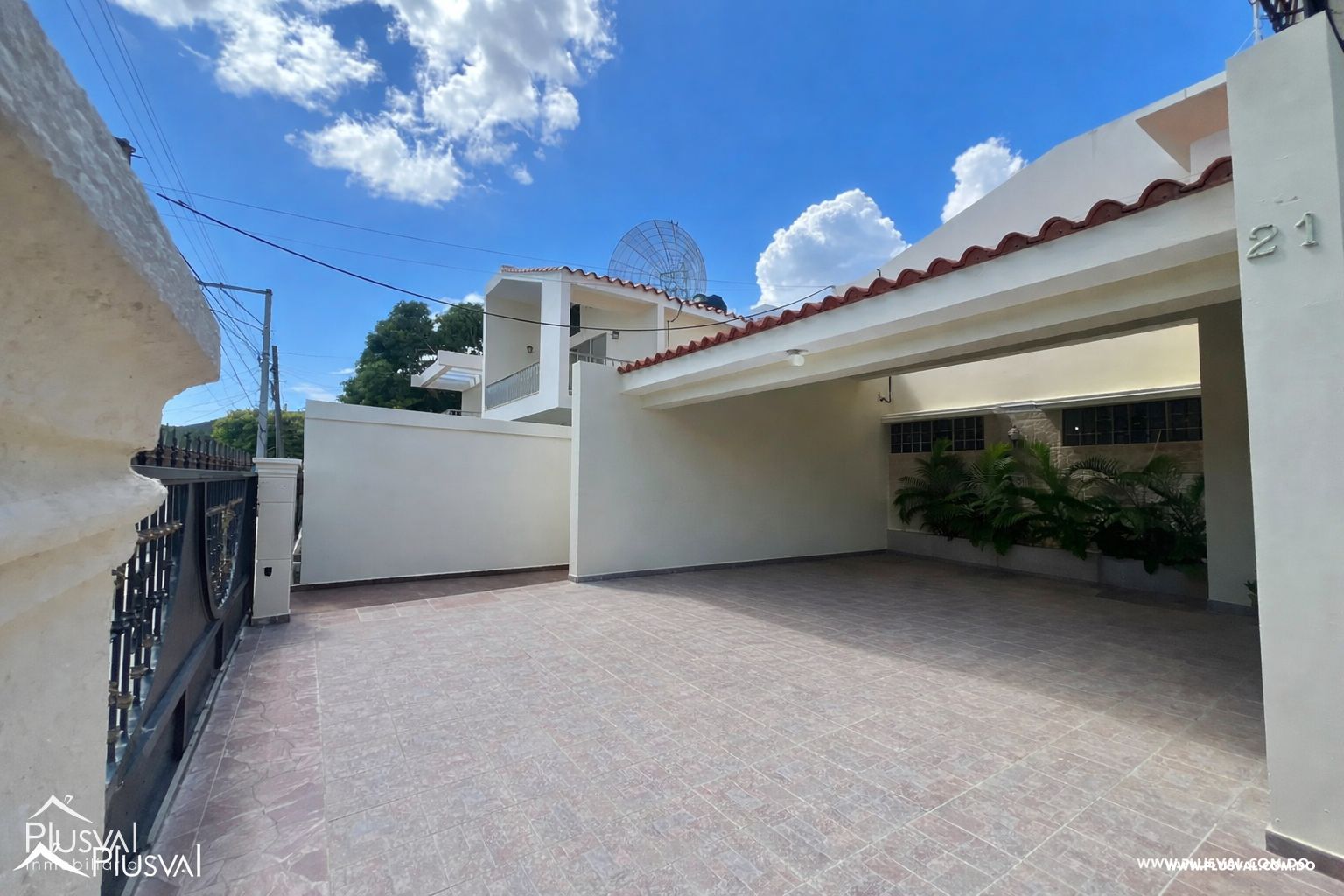 Casa en Bani de 6 habitaciones 498059