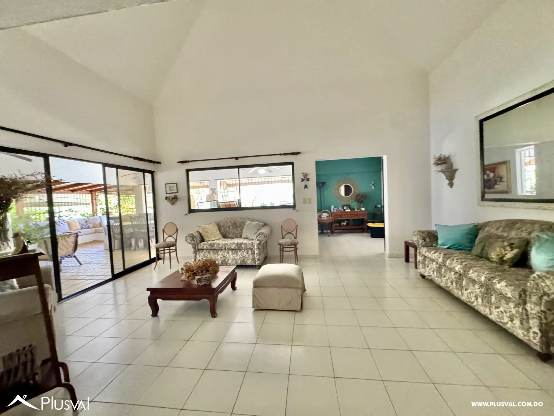 Vendo Maravillosa Casa de 2 Niveles en Los Cacicazgos 519167