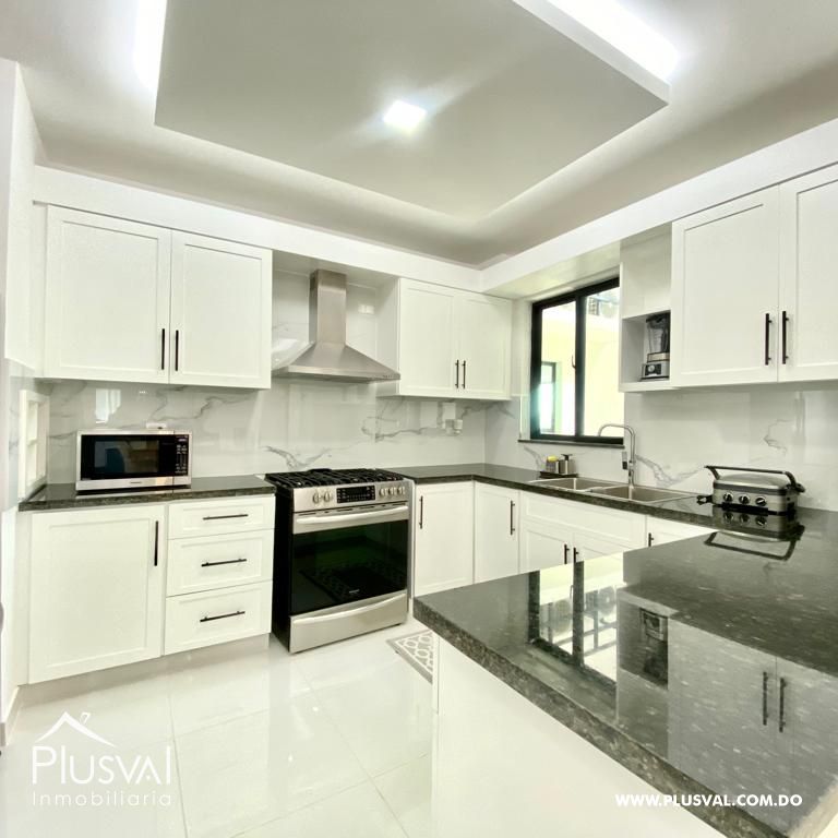 Amplio Apartamento Amueblado ubicado en privilegiado sector de Santiago 277414