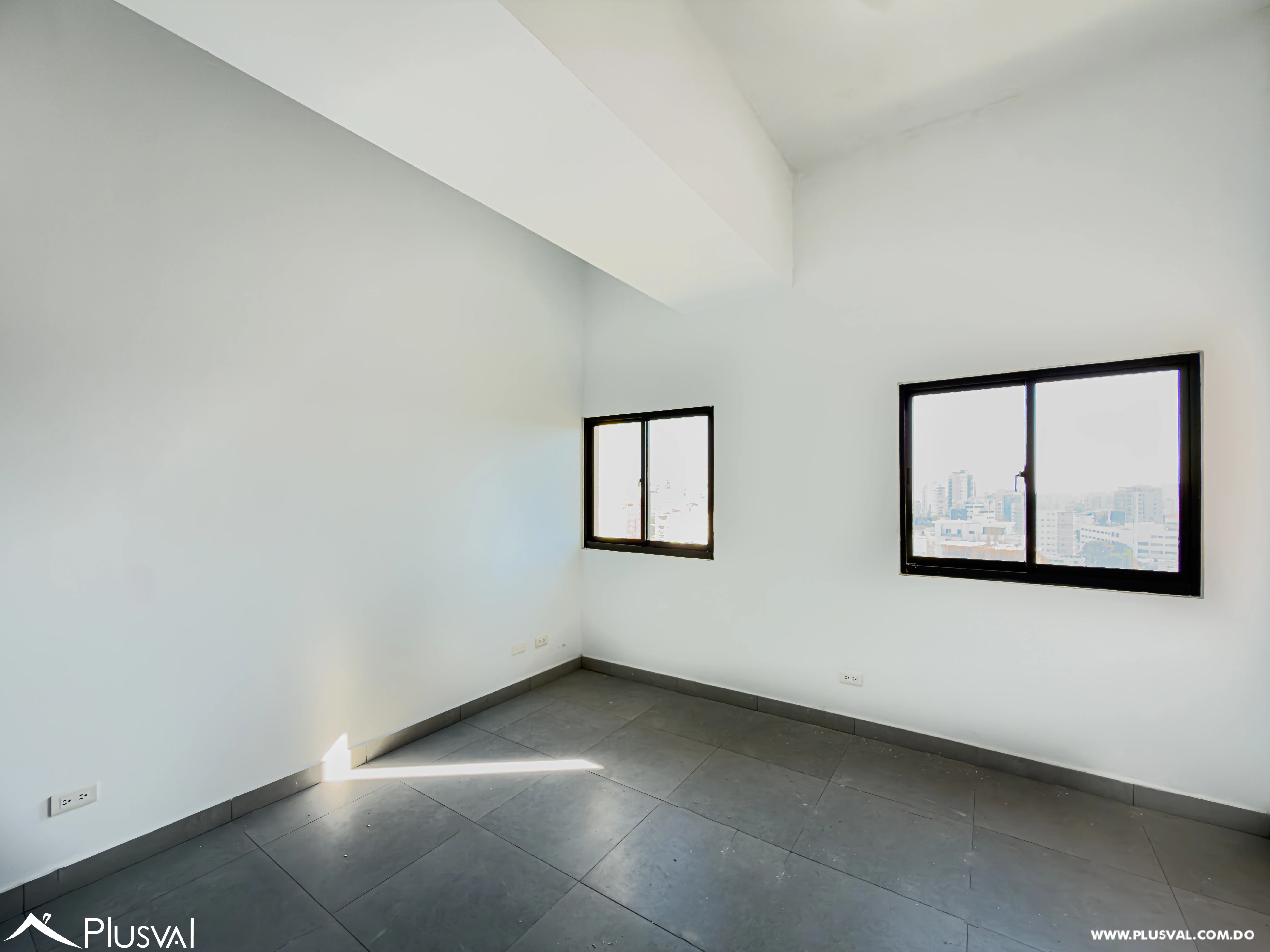 Apartamento de 1 Habitación en Alquiler en Naco – Piso 13 con Línea Blanca y Amenidades 491061