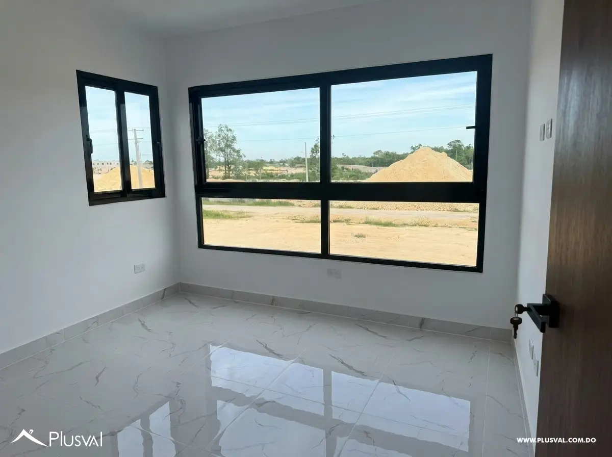 Villa amplia de 3 habitaciones a 12 minutos de Downtown 533319