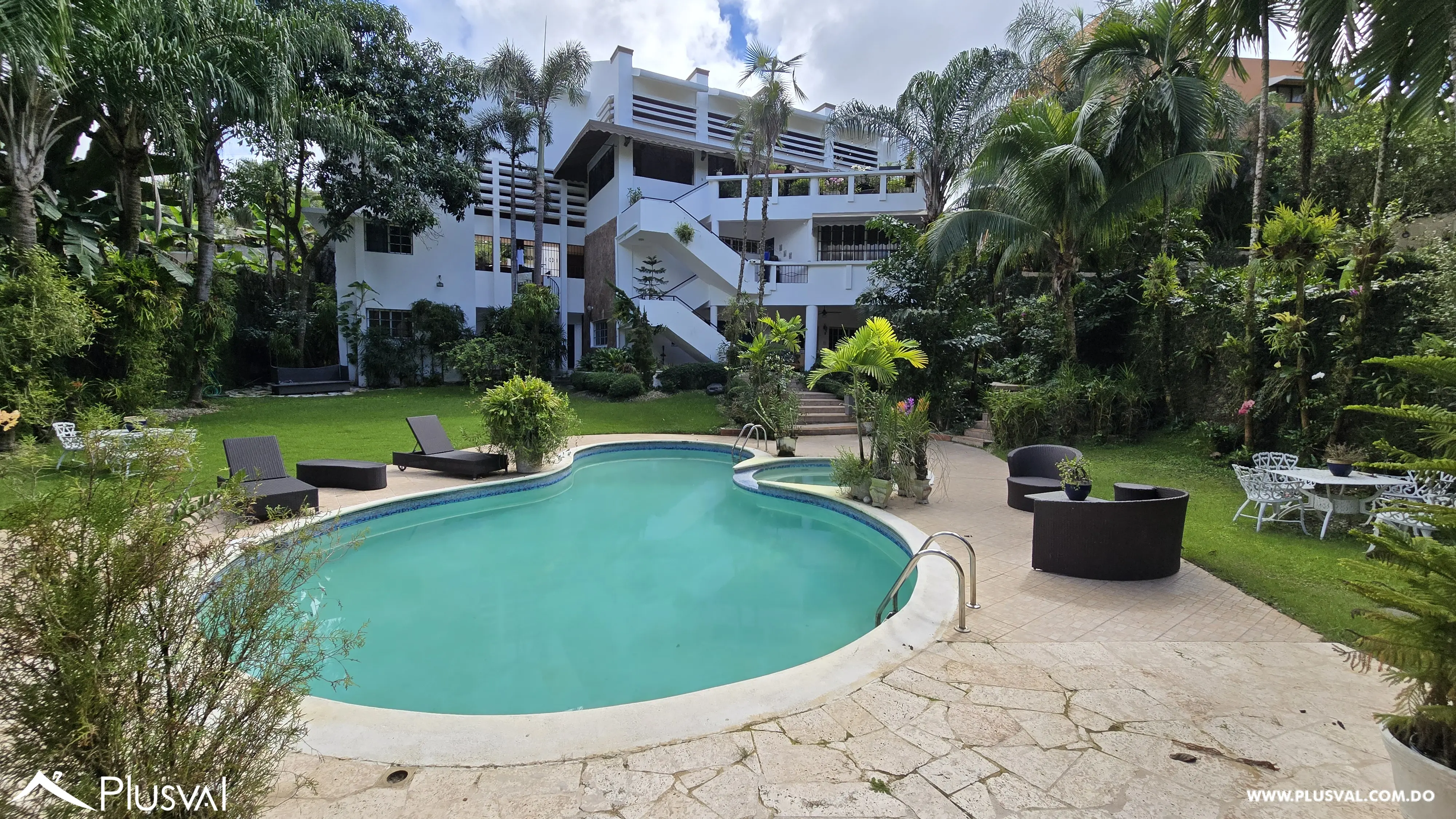 Un Hogar para Crear Recuerdos Inolvidables, Casa en Venta en Cuesta Hermosa I. 479591