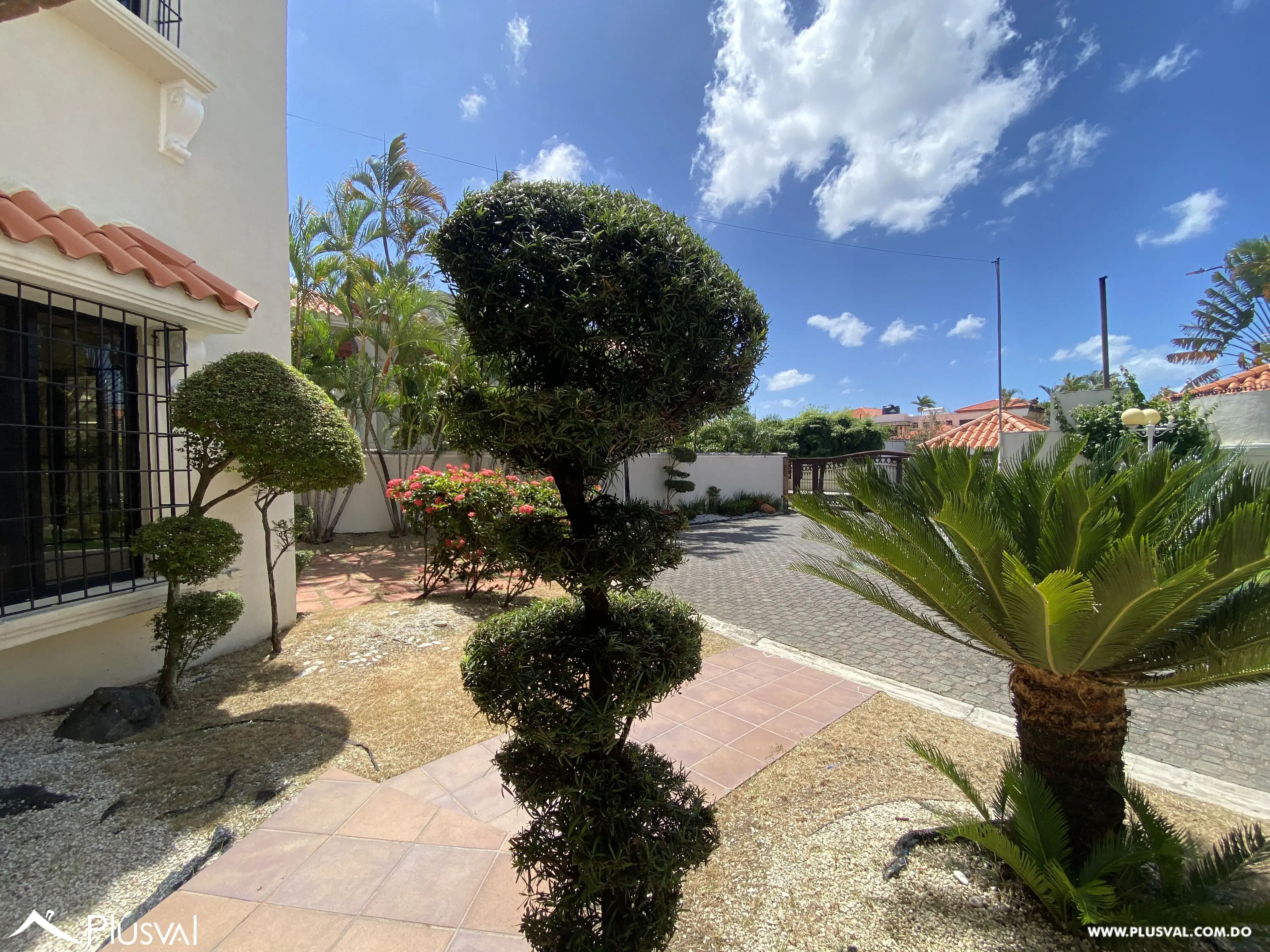 Alquilo Excelente Casa Residencial en Las Praderas 455440