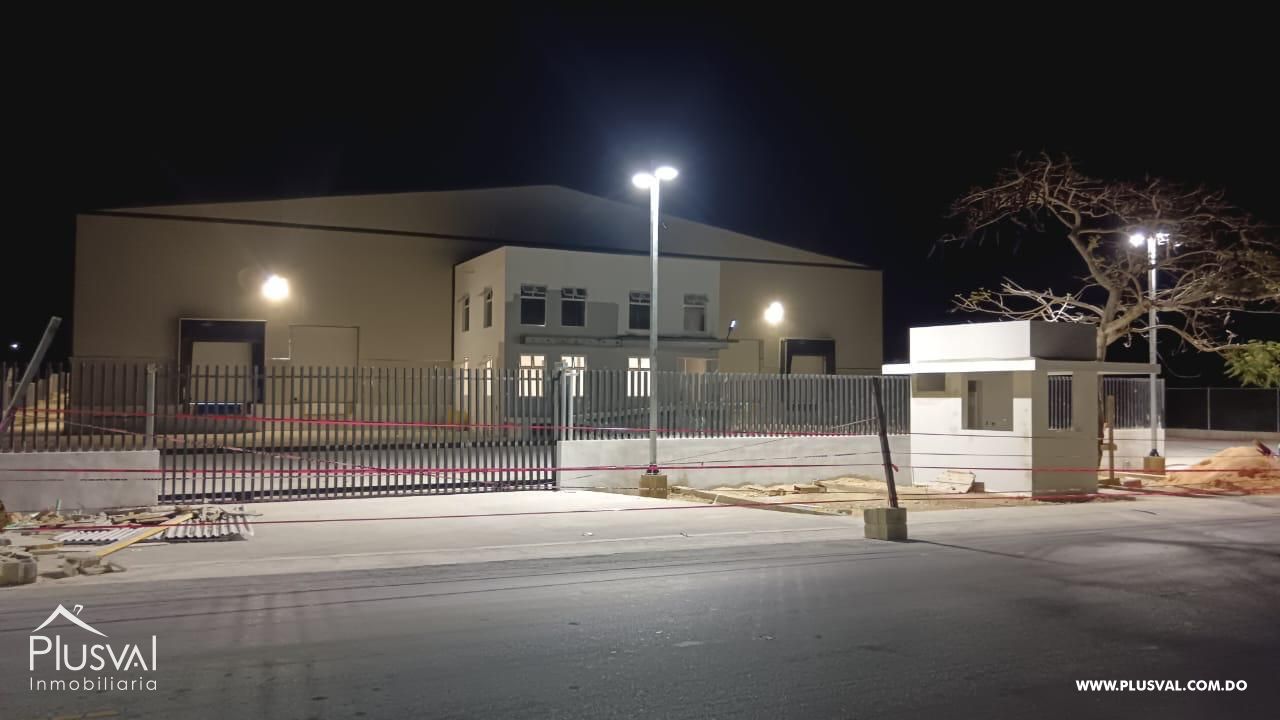 Complejo de Naves Industriales en Alquiler en Punta Cana | Espacio Logístico y de Distribución 504652