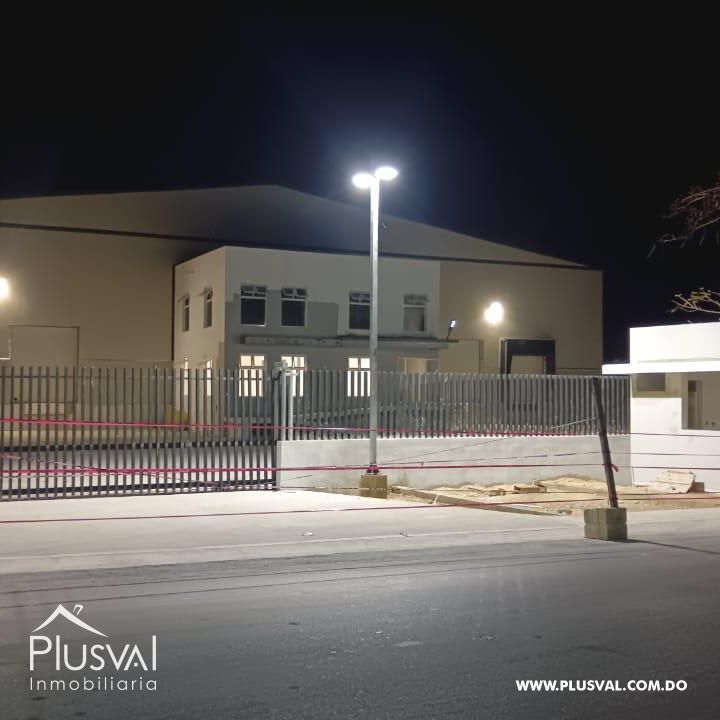Complejo de Naves Industriales en Alquiler en Punta Cana | Espacio Logístico y de Distribución 505114