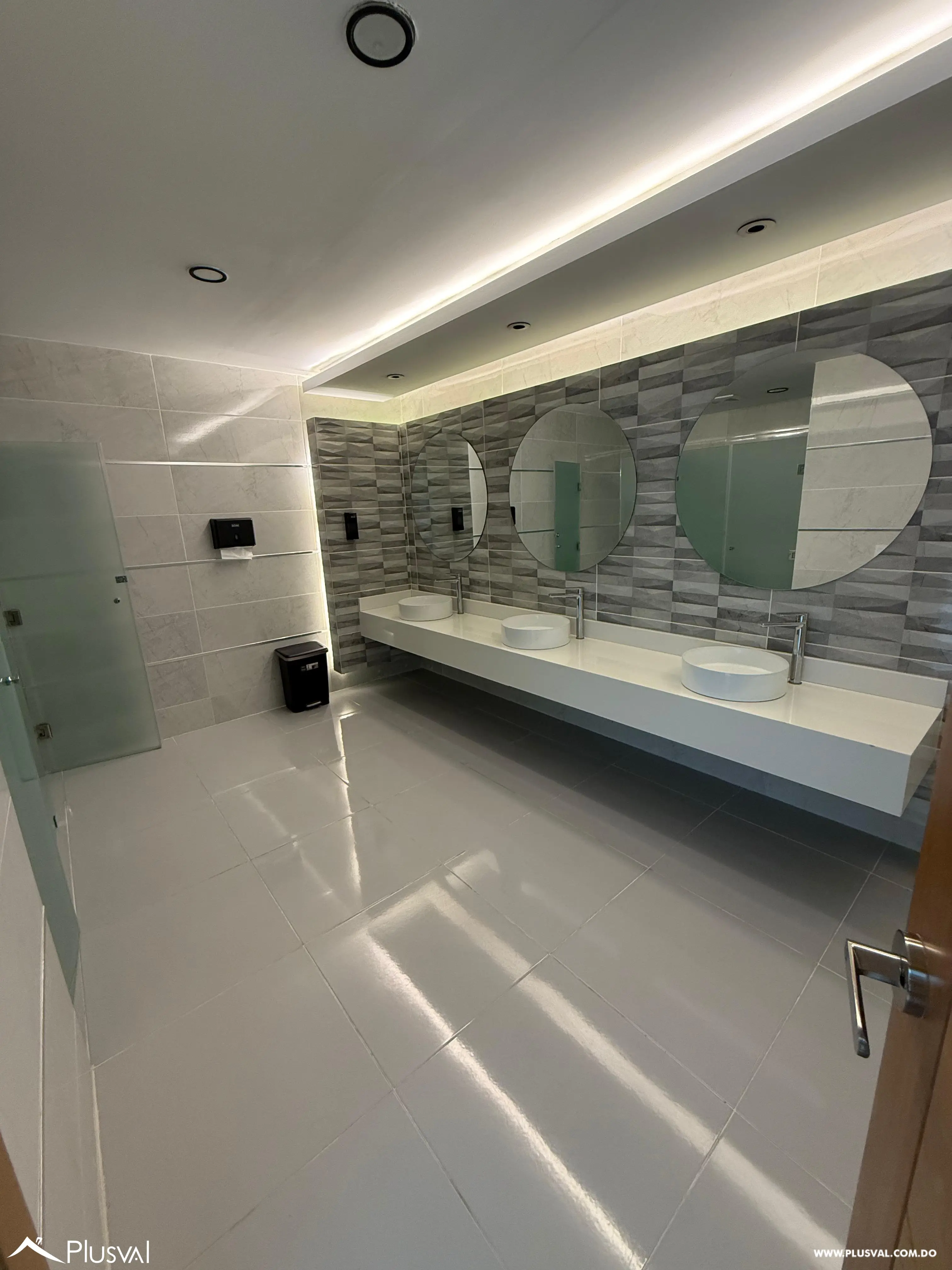 Apartamento en Alquiler con Espectacular Vista al Mar en Bella Vista 494802