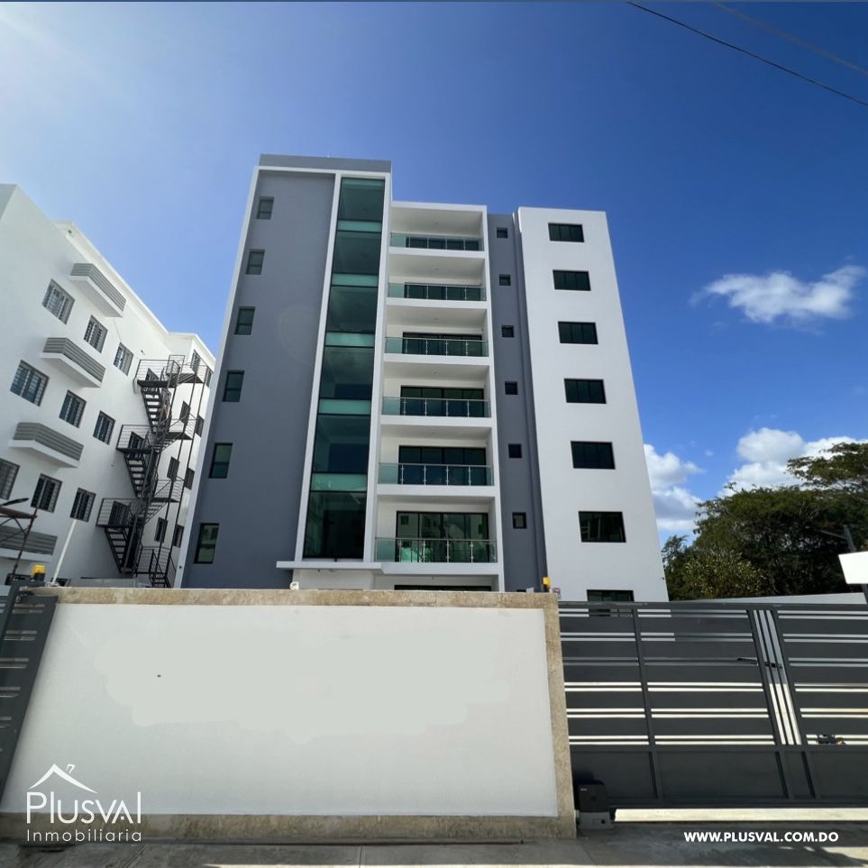Espectacular apartamento en primer nivel con patio 259096