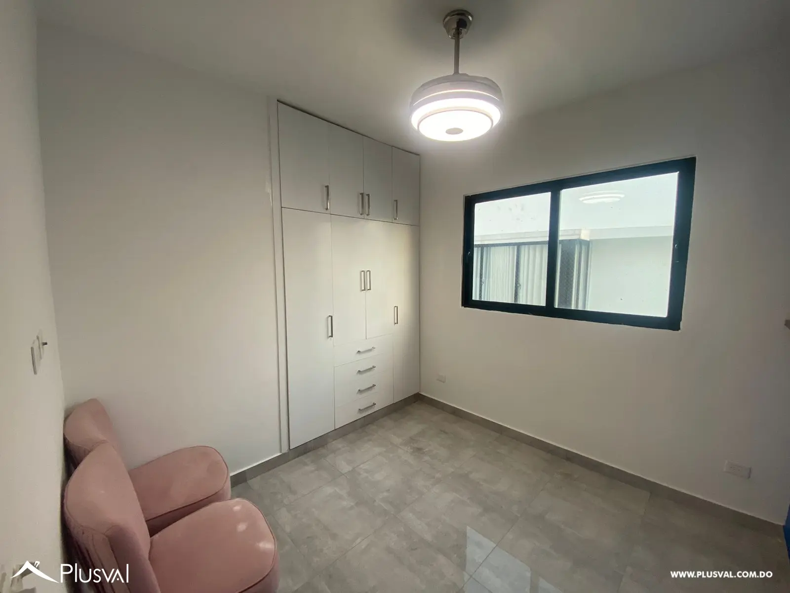 Alquiler Penthouse de 2 Niveles con Amplia Terraza Privada 454571