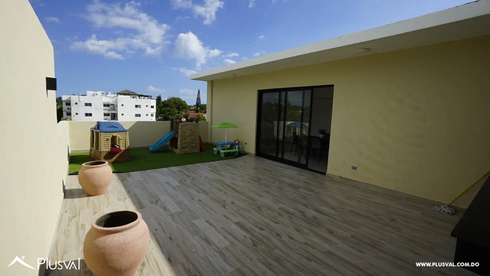Amplio apartamento  con 3 habitaciones 531518