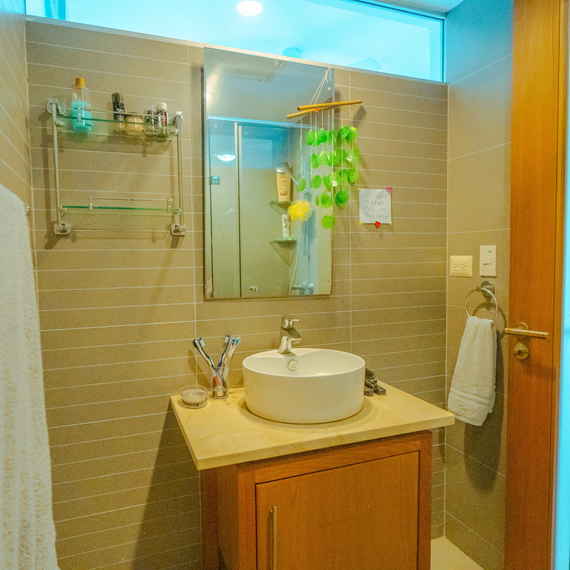Pent-house con terraza privada y 3 parqueos en Evaristo Morales 435851